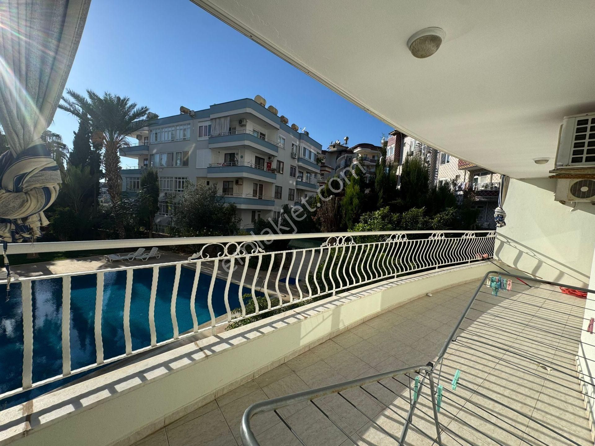 Alanya Tosmur Mah. Eşyalı Satılık 3+1 Daire - Görsel 22