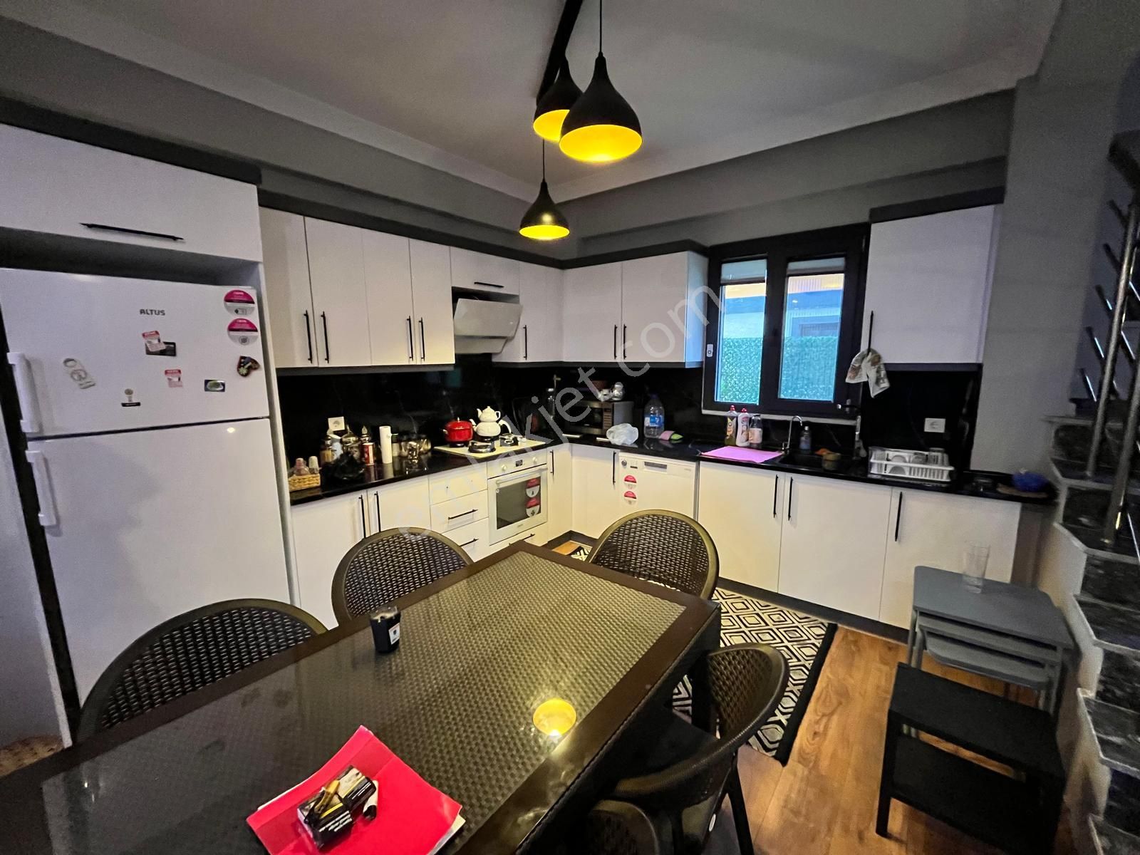 Yeniçiftlik'te Denize Yakın Ultralüks 4+1 Müstakil Havuzlu Villa - Görsel 16