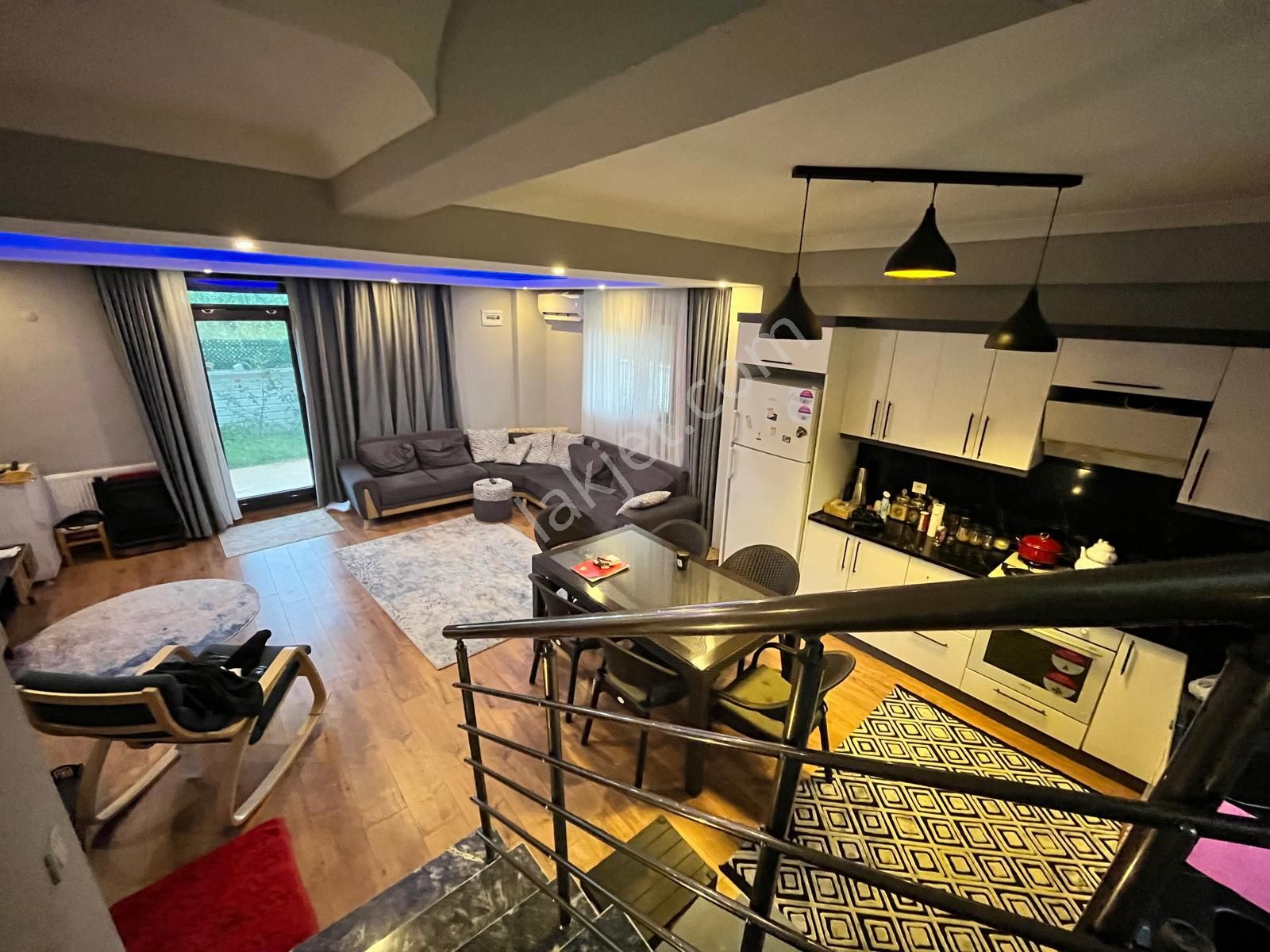 Yeniçiftlik'te Denize Yakın Ultralüks 4+1 Müstakil Havuzlu Villa - Görsel 15