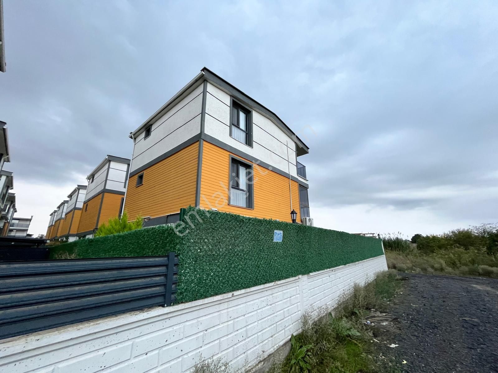 Yeniçiftlik'te Denize Yakın Ultralüks 4+1 Müstakil Havuzlu Villa - Görsel 7