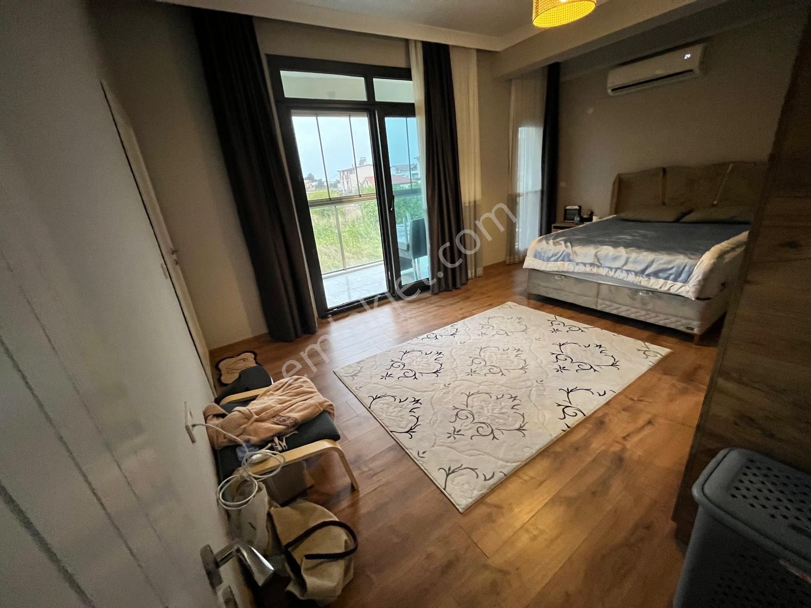 Yeniçiftlik'te Denize Yakın Ultralüks 4+1 Müstakil Havuzlu Villa - Görsel 19