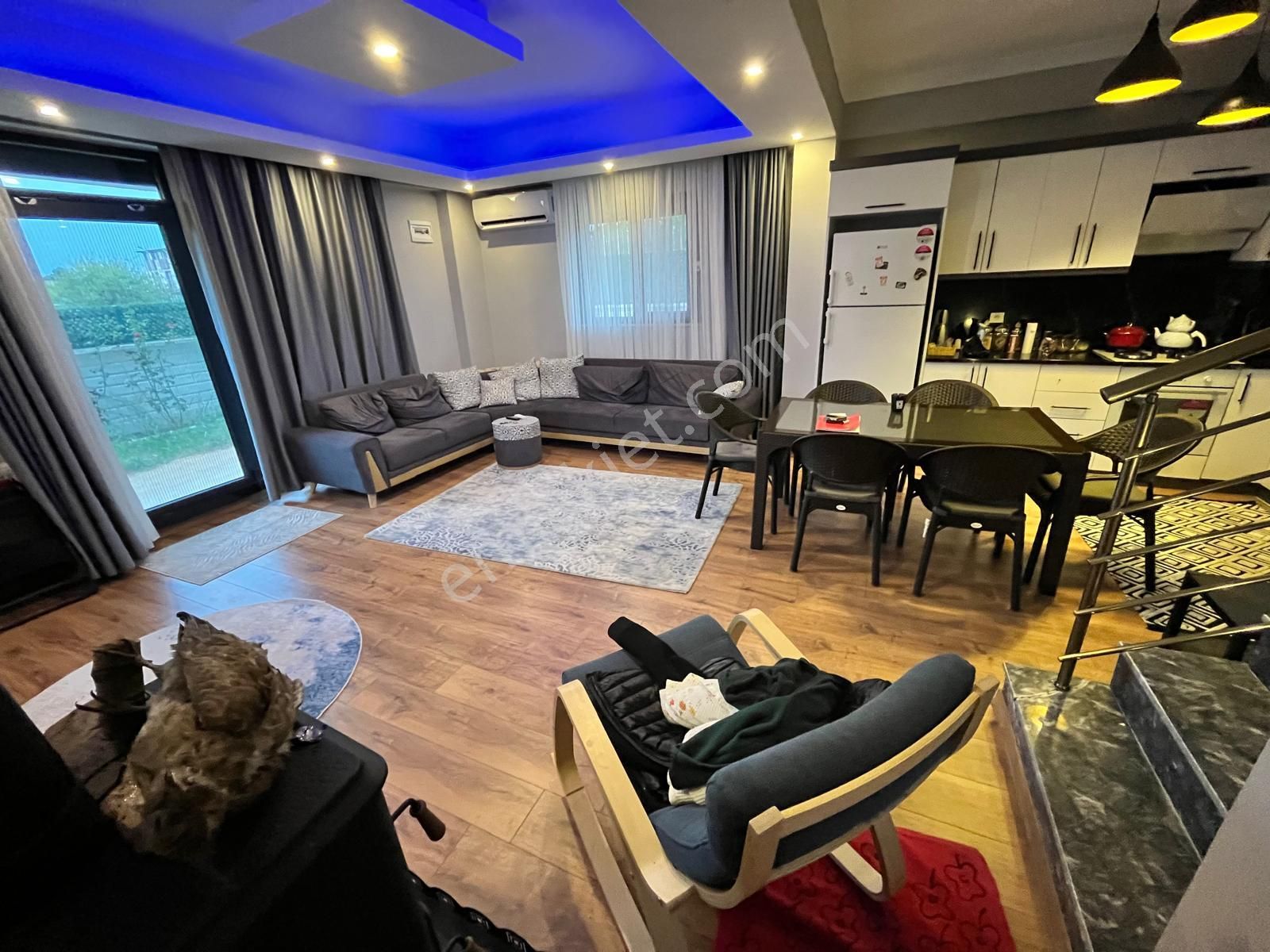 Yeniçiftlik'te Denize Yakın Ultralüks 4+1 Müstakil Havuzlu Villa - Görsel 13