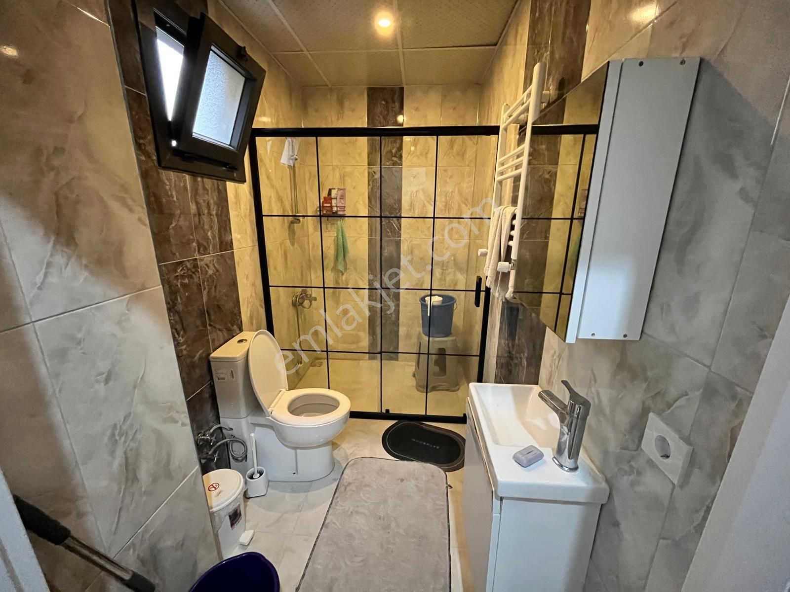 Yeniçiftlik'te Denize Yakın Ultralüks 4+1 Müstakil Havuzlu Villa - Görsel 32