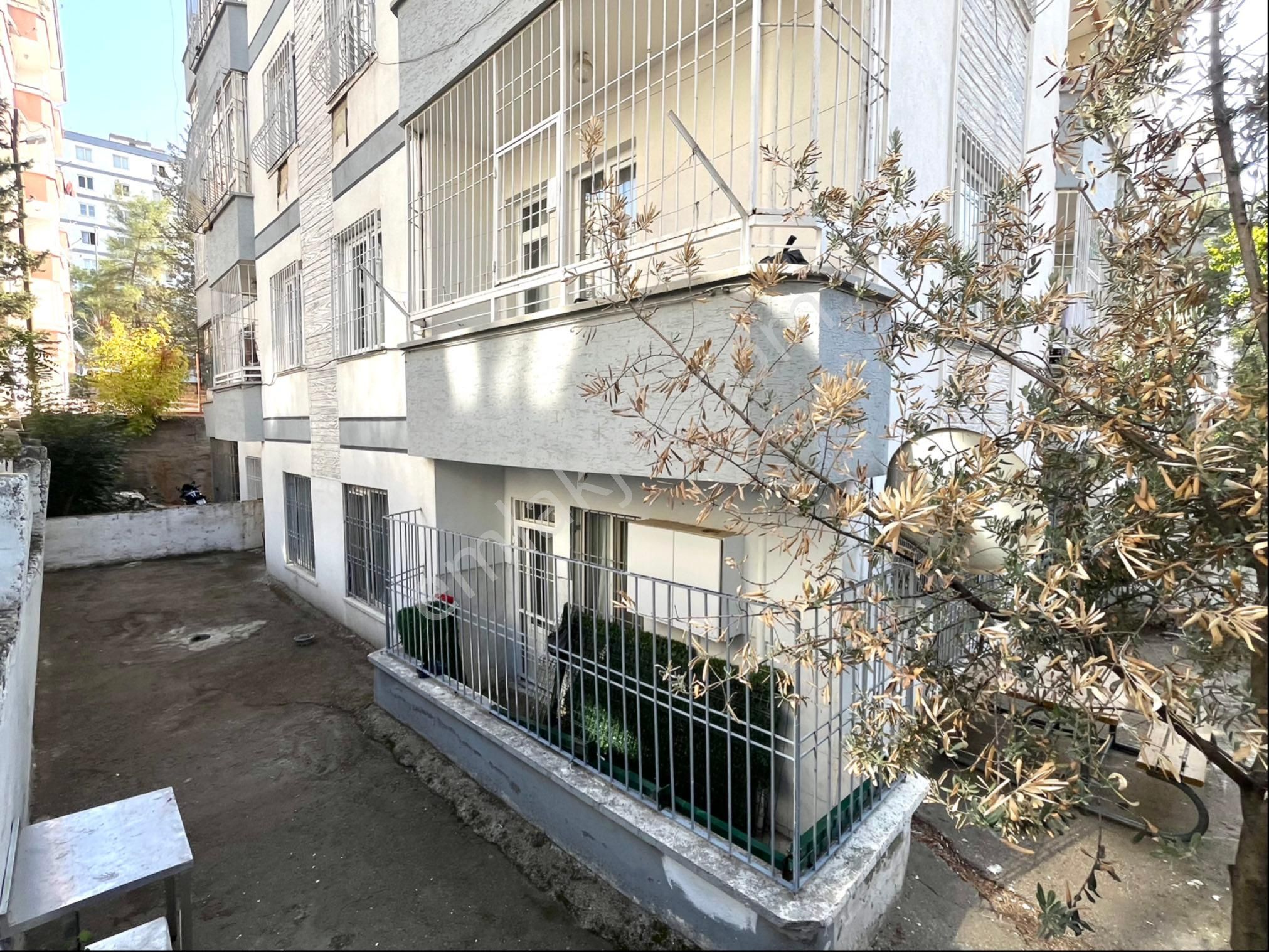 Çakır’dan Satılık 3+1 Giriş Kat Daire - Görsel 17