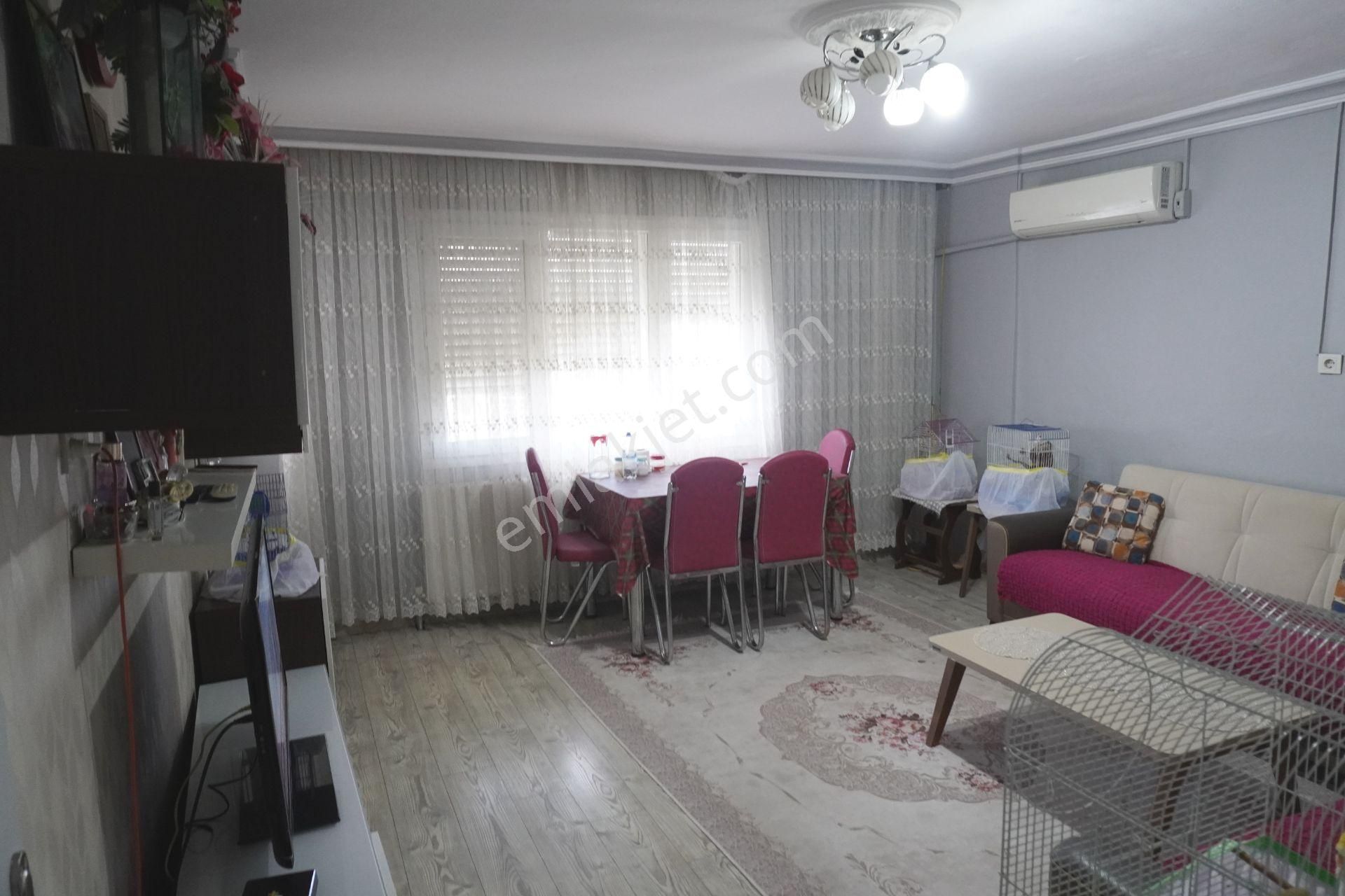 Egekent Satılık Yapılı 2+1 Doğalgazlı+balkonlu Çiğli Serkan Dan - Görsel 13