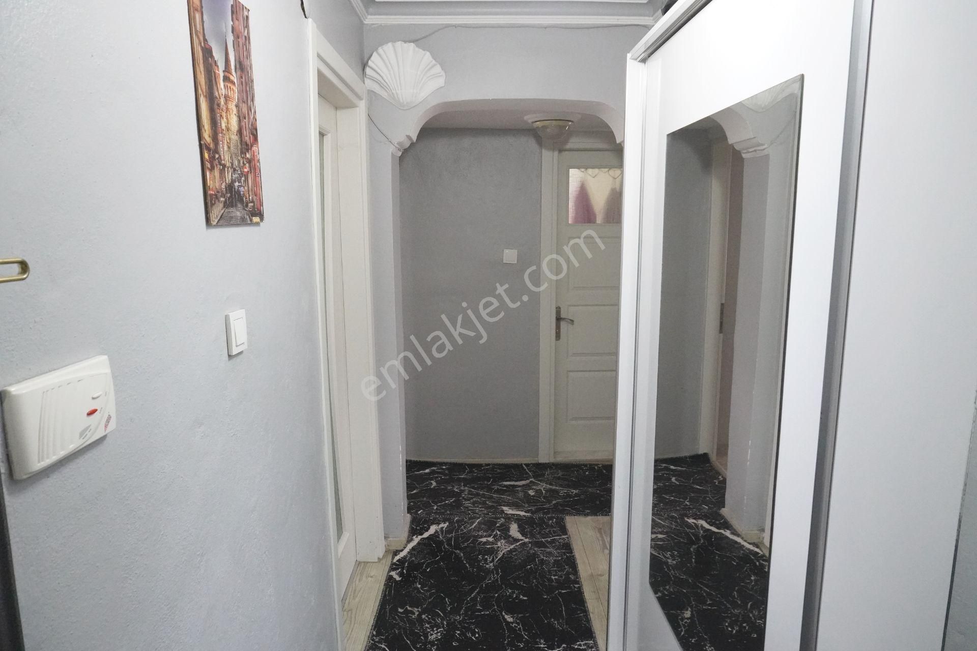 Egekent Satılık Yapılı 2+1 Doğalgazlı+balkonlu Çiğli Serkan Dan - Görsel 35