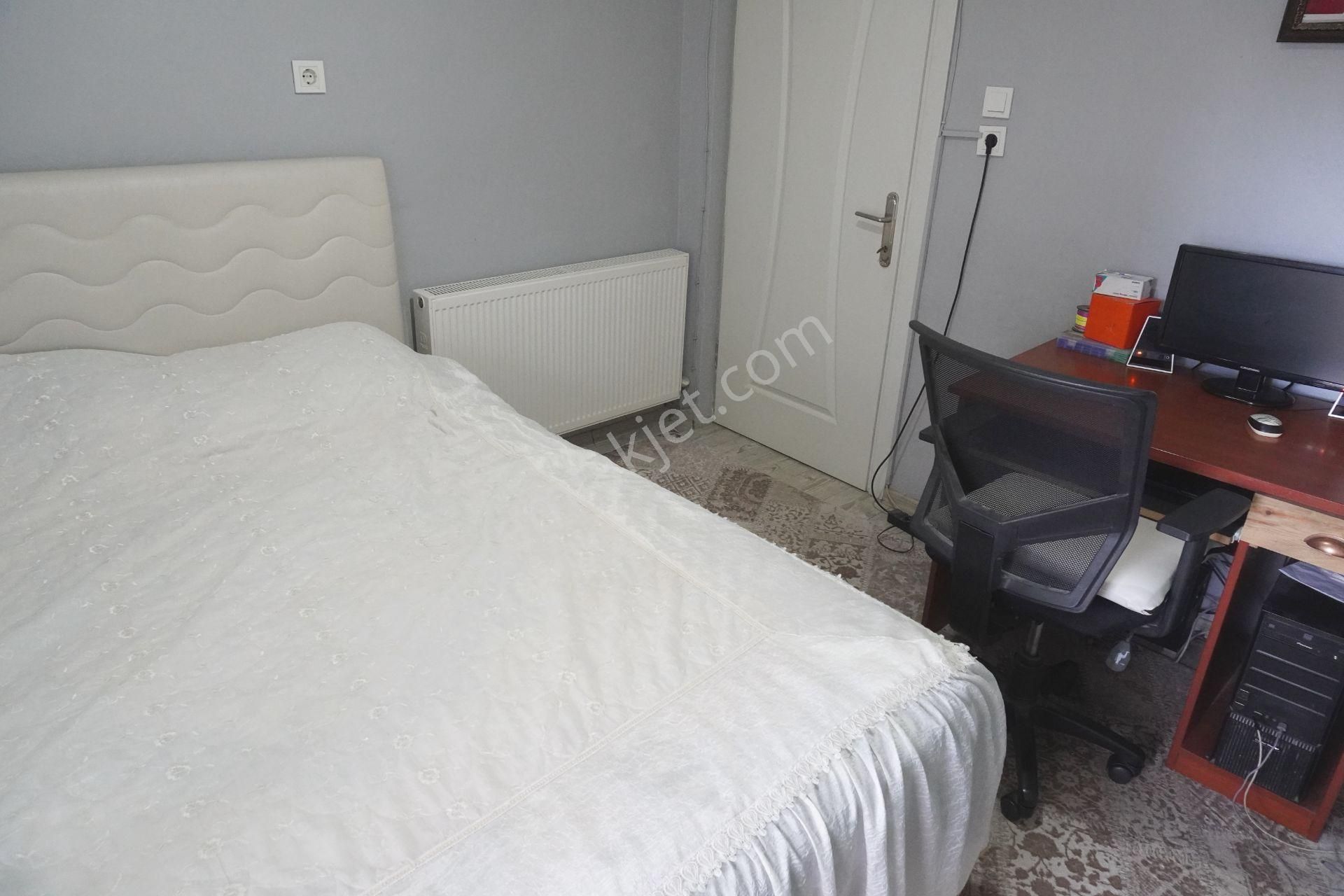 Egekent Satılık Yapılı 2+1 Doğalgazlı+balkonlu Çiğli Serkan Dan - Görsel 32