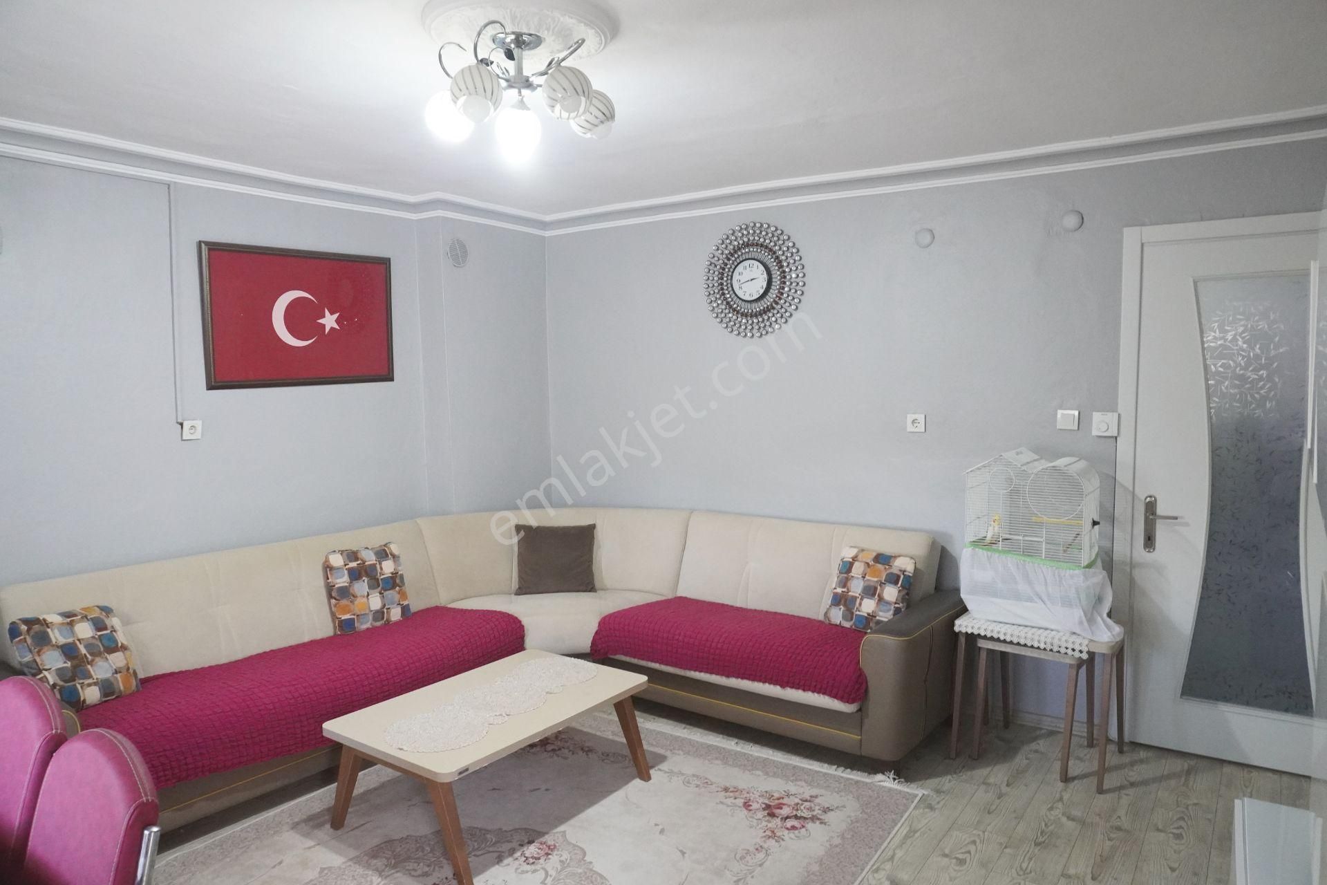 Egekent Satılık Yapılı 2+1 Doğalgazlı+balkonlu Çiğli Serkan Dan - Görsel 14