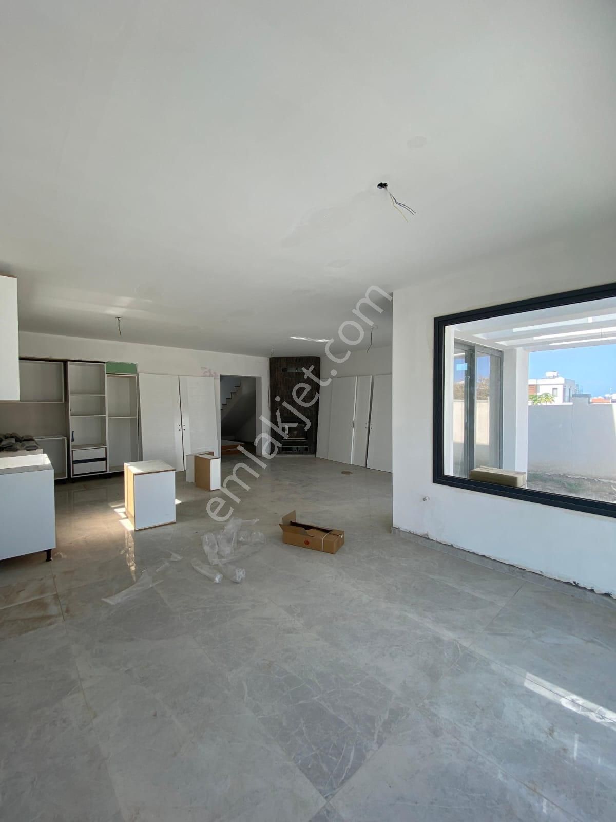 Satılık – Alsancak - Özel Havuzlu, Yeni Ve Modern Villa - Görsel 10
