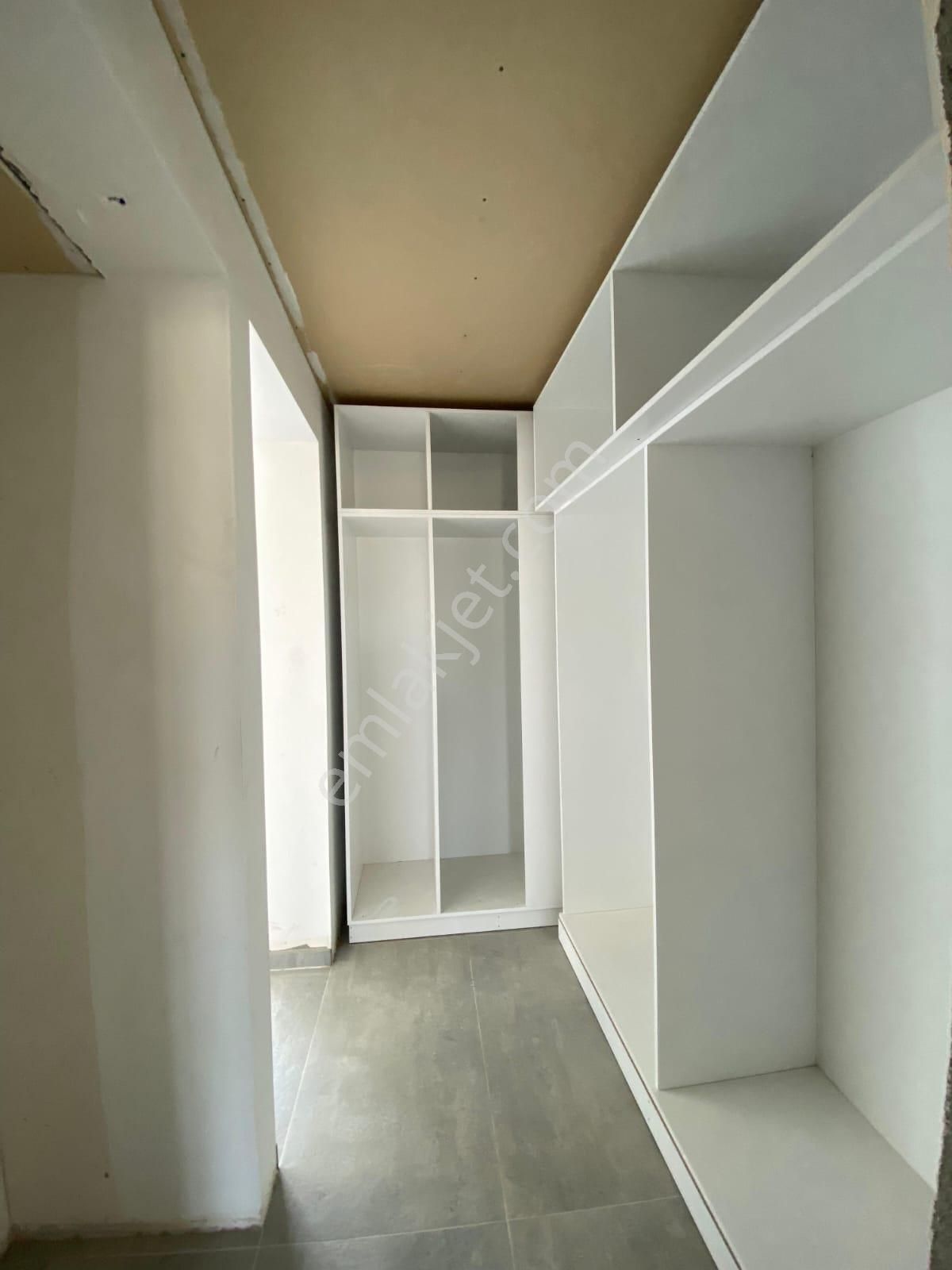 Satılık – Alsancak - Özel Havuzlu, Yeni Ve Modern Villa - Görsel 11