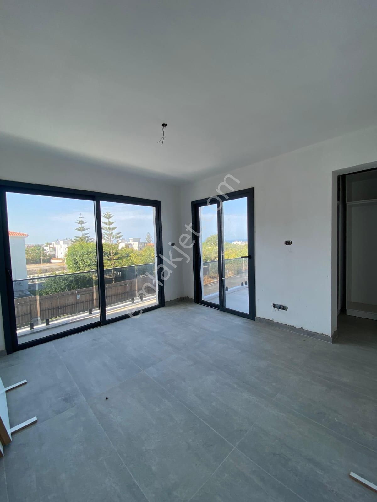 Satılık – Alsancak - Özel Havuzlu, Yeni Ve Modern Villa - Görsel 8