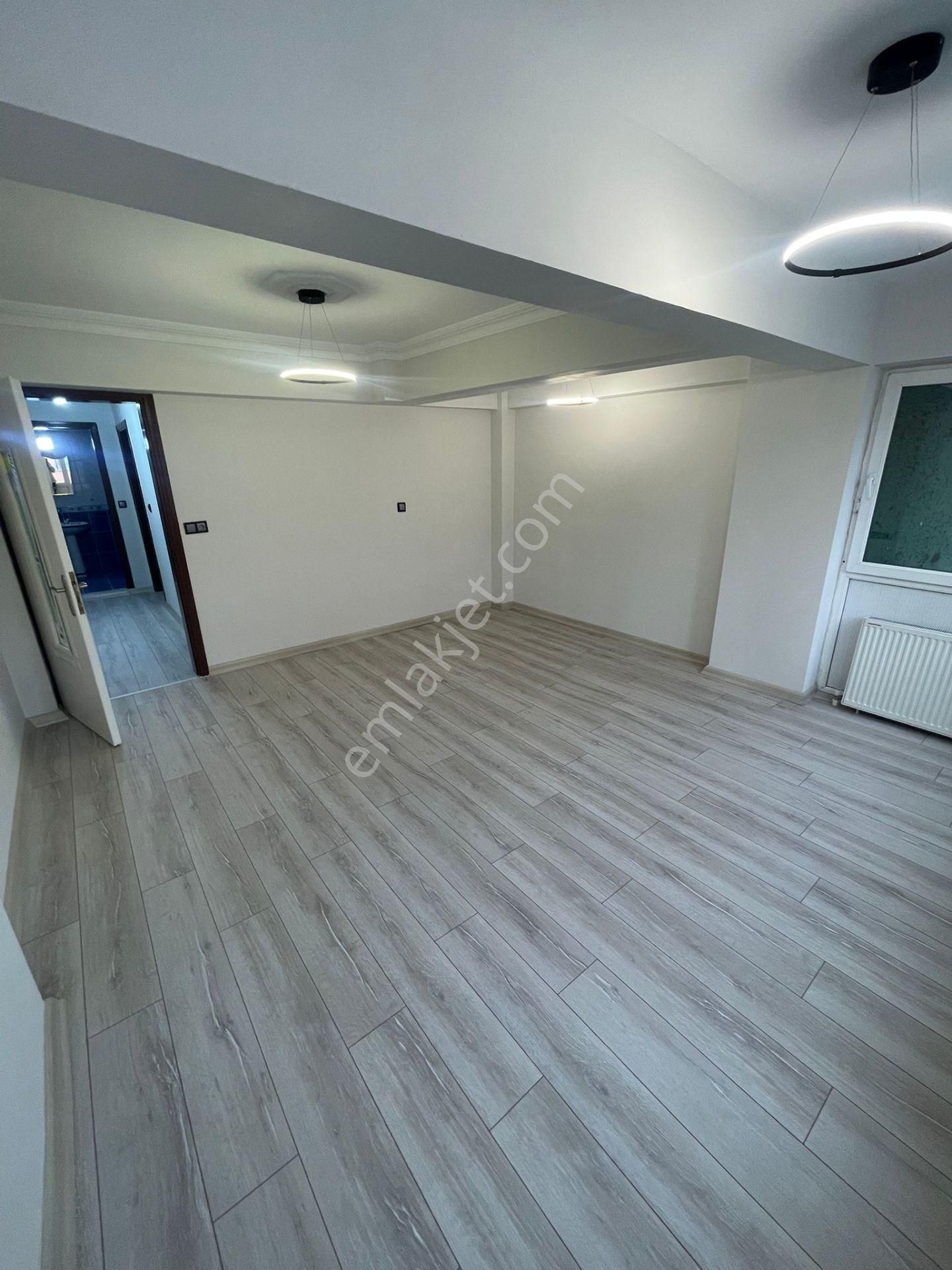 Eskidjiden Atalar Parkı Yakını 2+1 Geniş Satılık Daire - Görsel 14