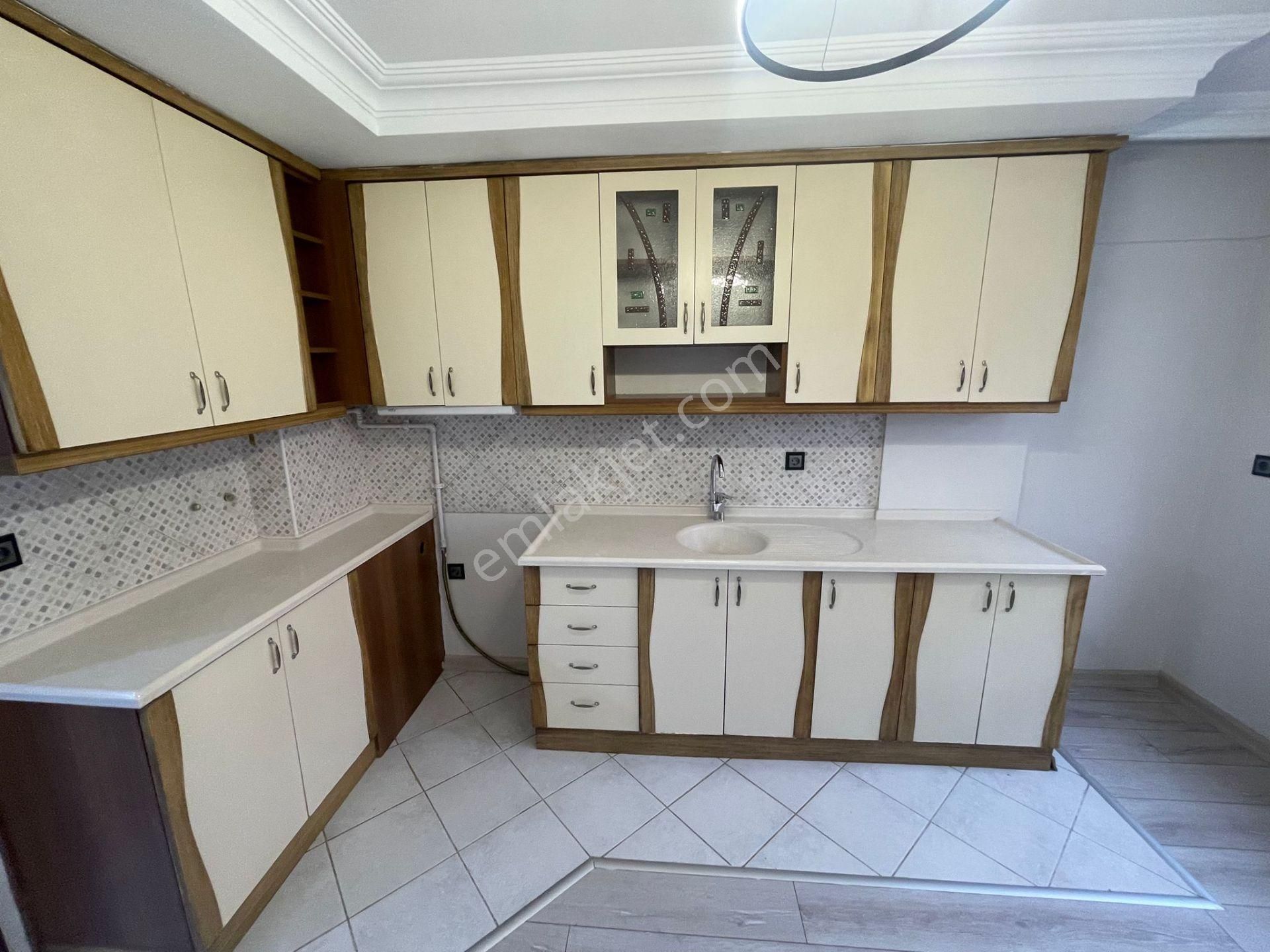 Eskidjiden Atalar Parkı Yakını 2+1 Geniş Satılık Daire - Görsel 3