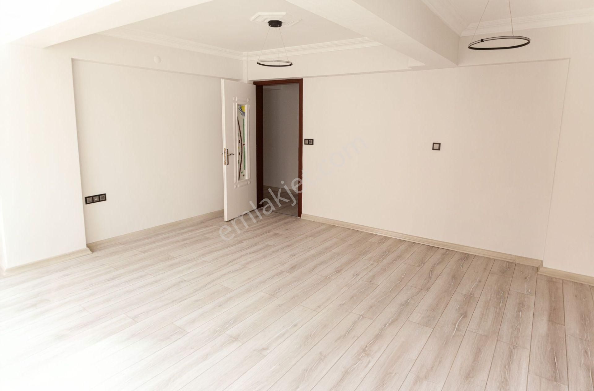 Eskidjiden Atalar Parkı Yakını 2+1 Geniş Satılık Daire - Görsel 24