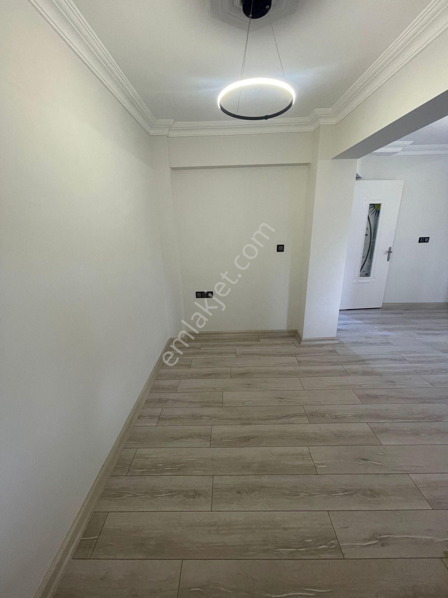 Eskidjiden Atalar Parkı Yakını 2+1 Geniş Satılık Daire - Görsel 12