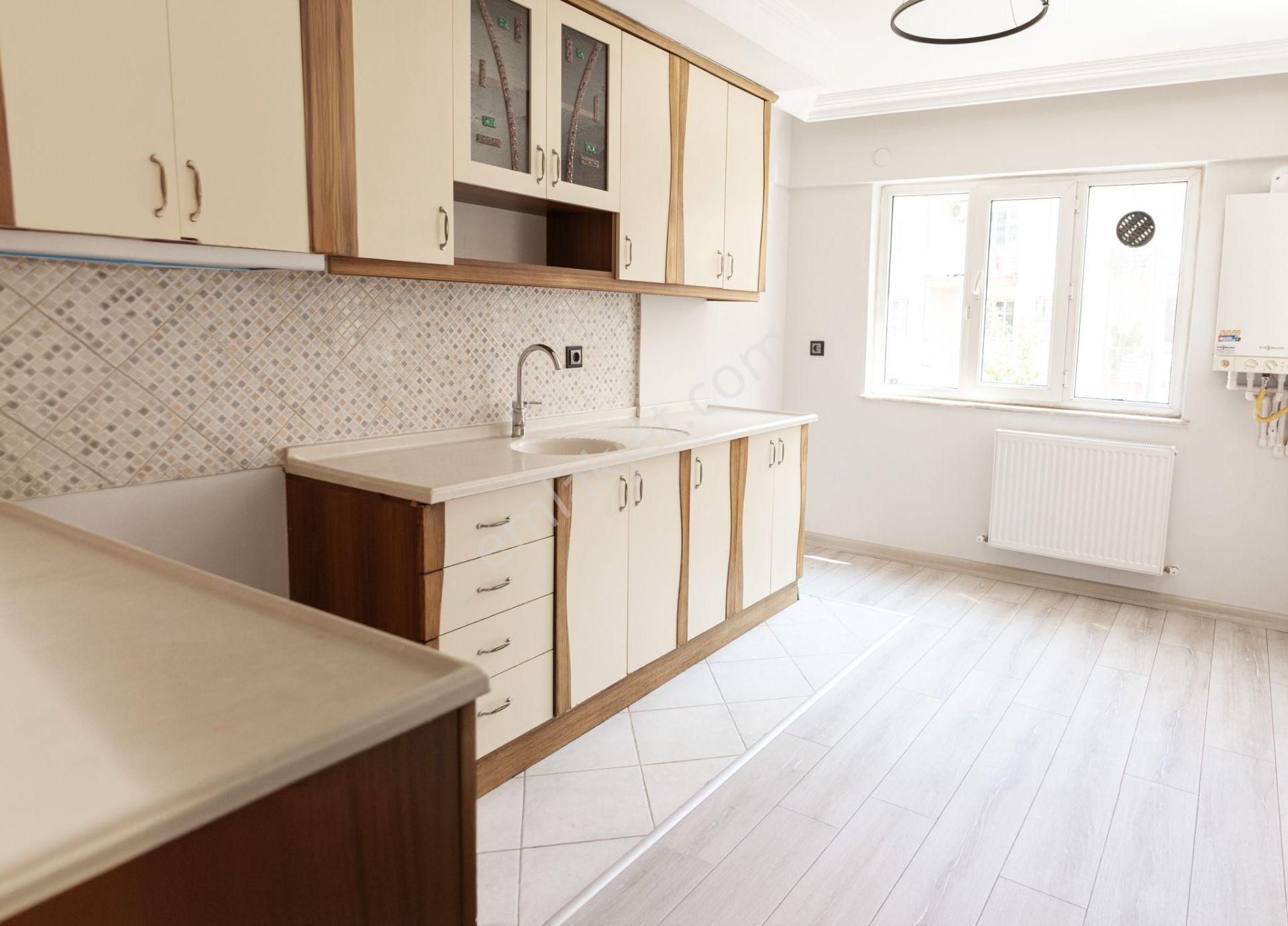 Eskidjiden Atalar Parkı Yakını 2+1 Geniş Satılık Daire - Görsel 5