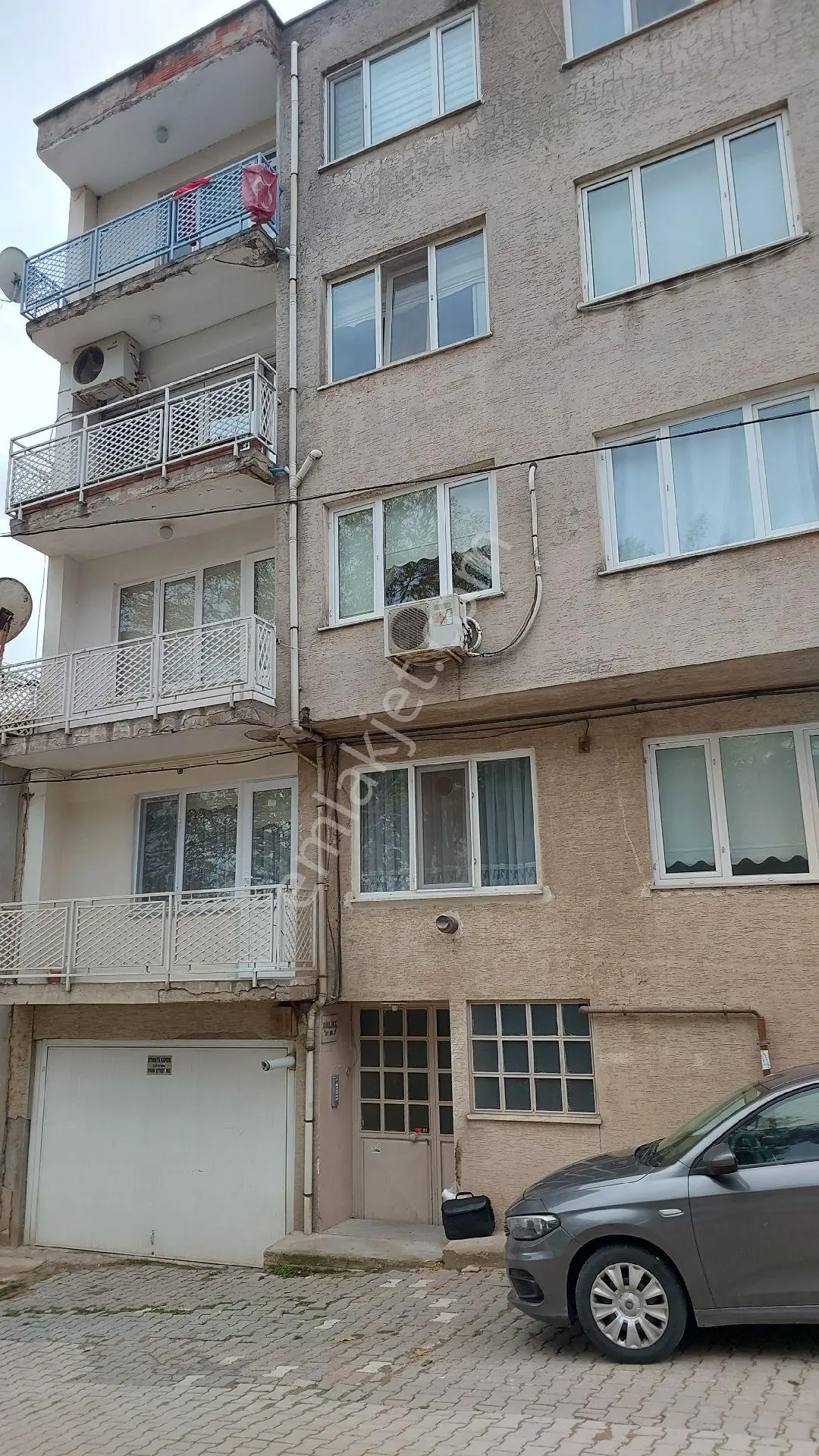 Hamidiye Mah.atatürk Parkına Karşı Arakat Kiralık Daire