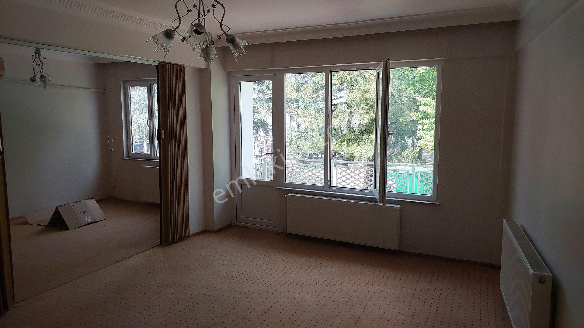 Hamidiye Mah.atatürk Parkına Karşı Arakat Kiralık Daire - Görsel 33