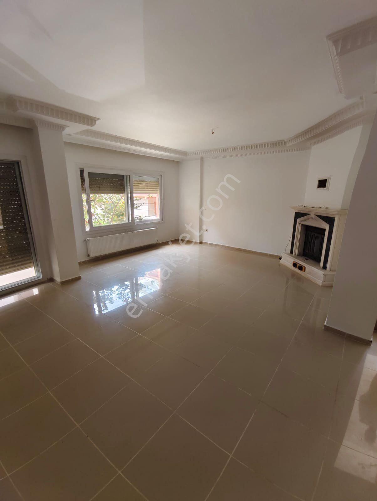 Kuşadası,marina Mevki,müstakil Tripleks,site İçinde, Bakımlı Villa - Görsel 7