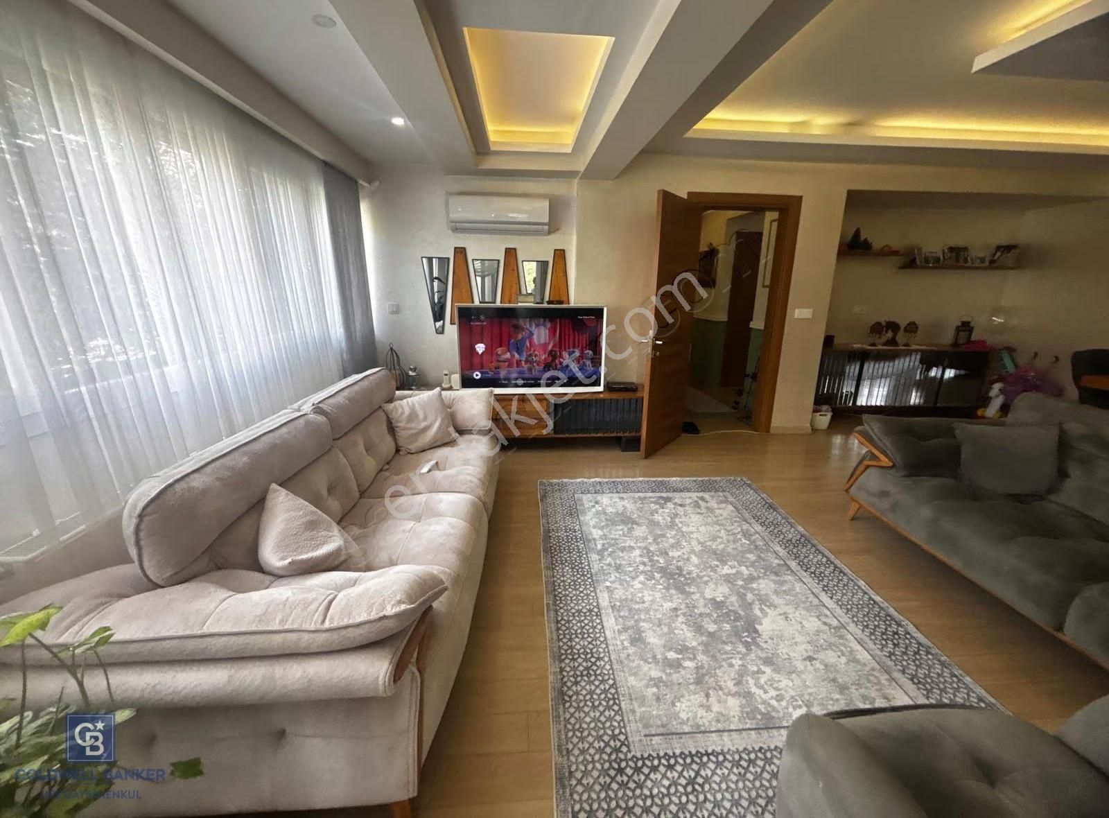 Menderes Gölcükler Mahallesi'nde 4+1 Bahçeli Satılık Villa - Görsel 17