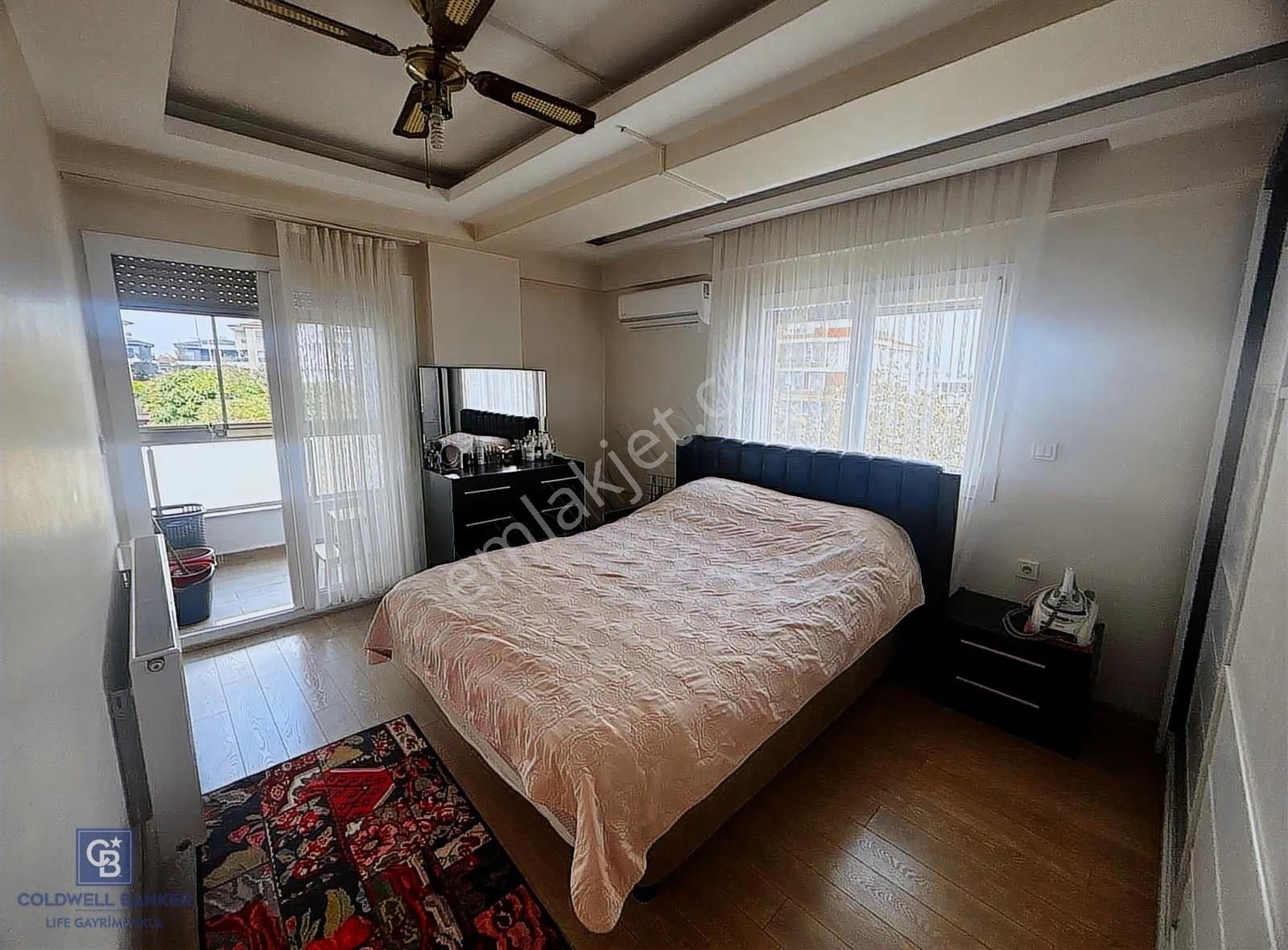 Menderes Gölcükler Mahallesi'nde 4+1 Bahçeli Satılık Villa - Görsel 18