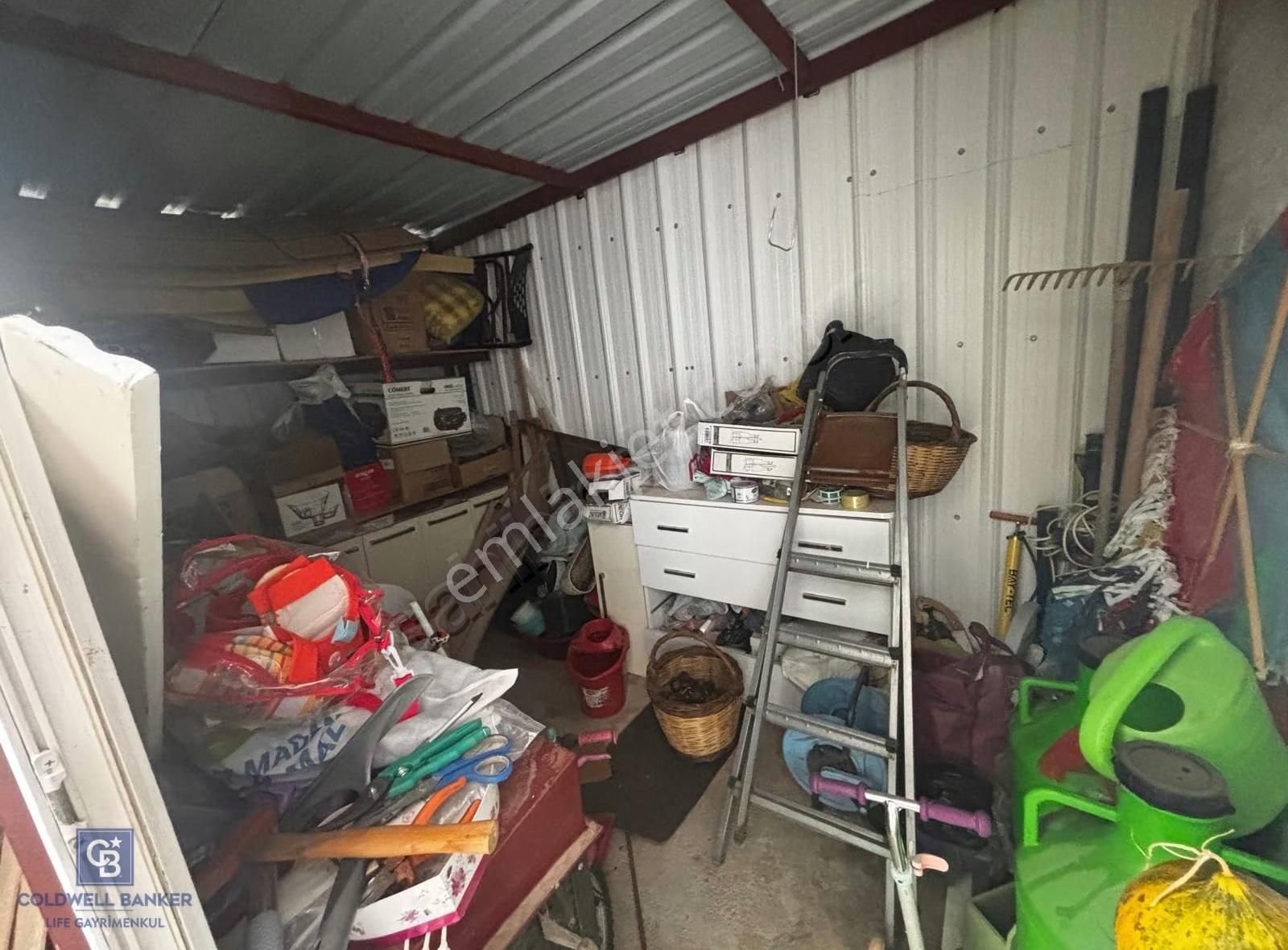 Menderes Gölcükler Mahallesi'nde 4+1 Bahçeli Satılık Villa - Görsel 4