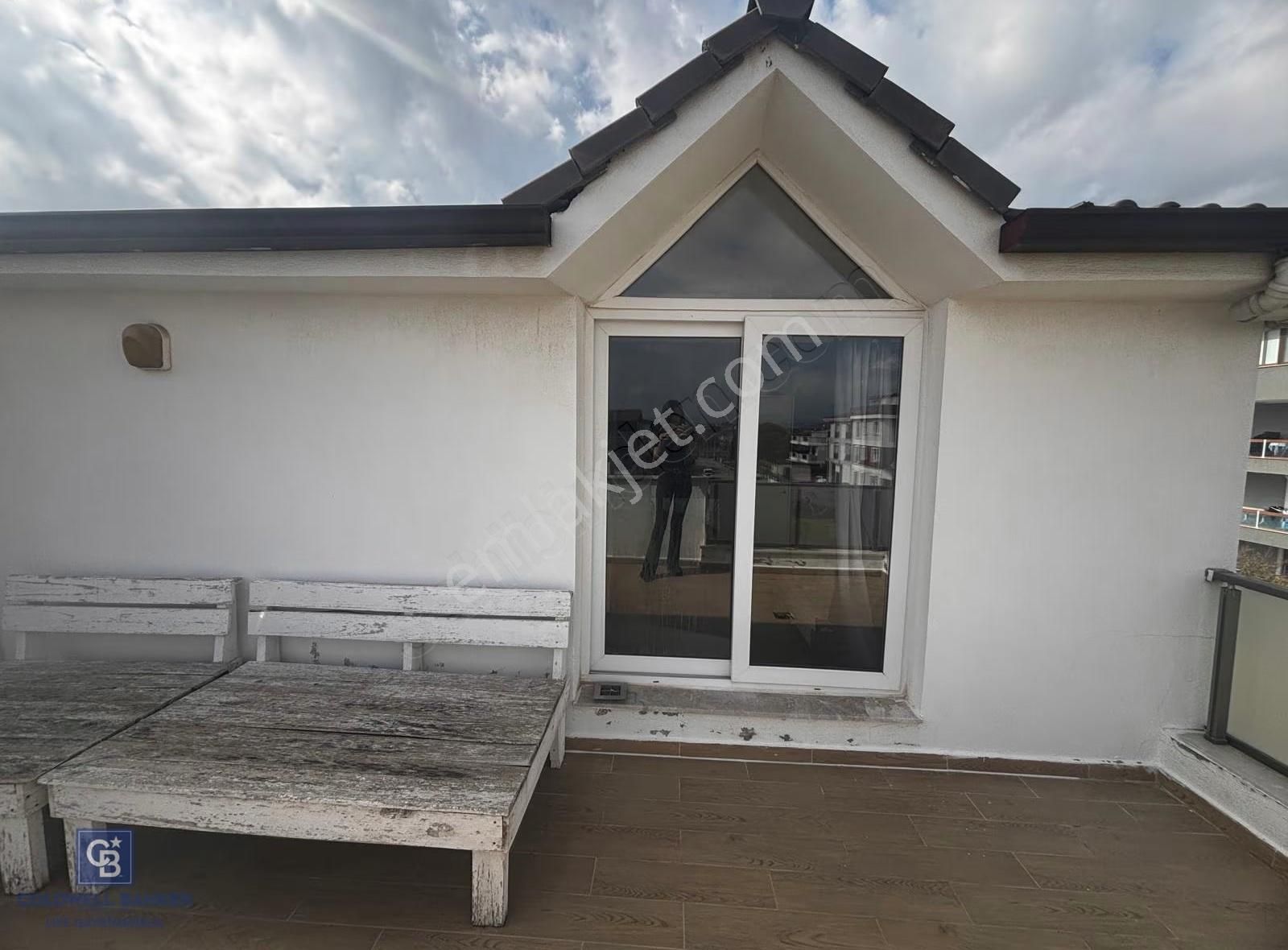 Menderes Gölcükler Mahallesi'nde 4+1 Bahçeli Satılık Villa - Görsel 28