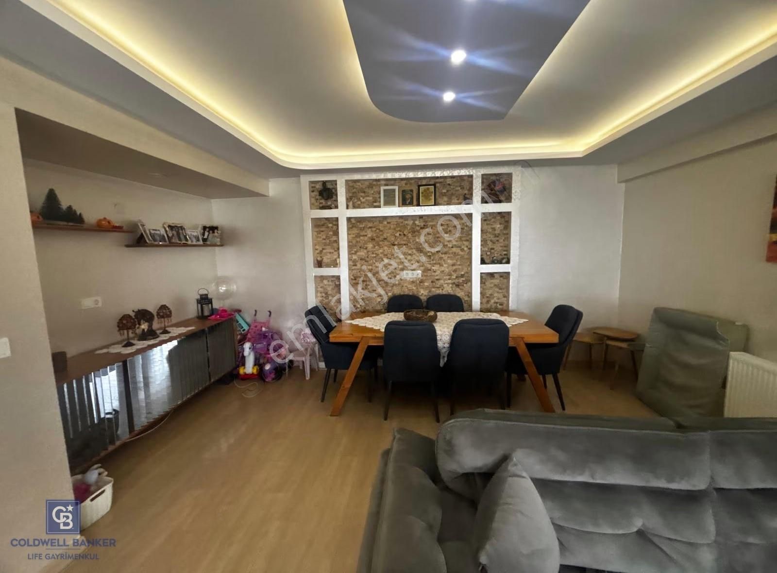 Menderes Gölcükler Mahallesi'nde 4+1 Bahçeli Satılık Villa - Görsel 12