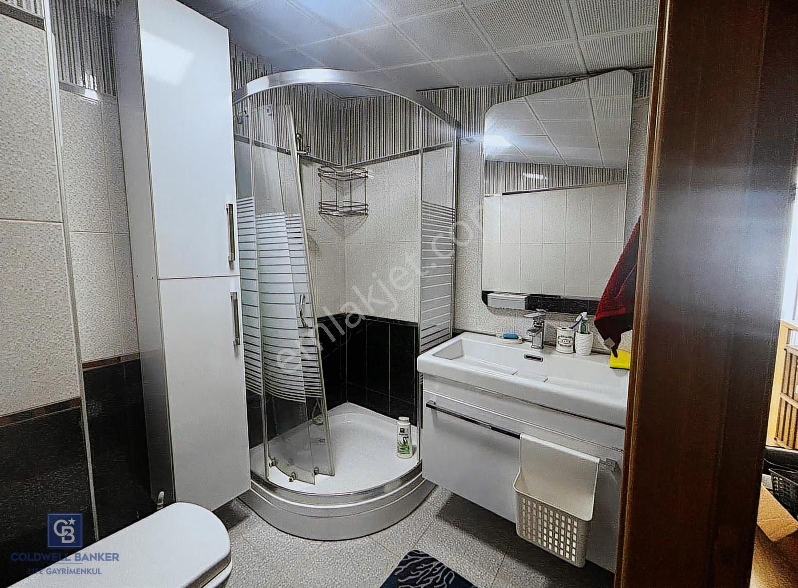 Menderes Gölcükler Mahallesi'nde 4+1 Bahçeli Satılık Villa - Görsel 27