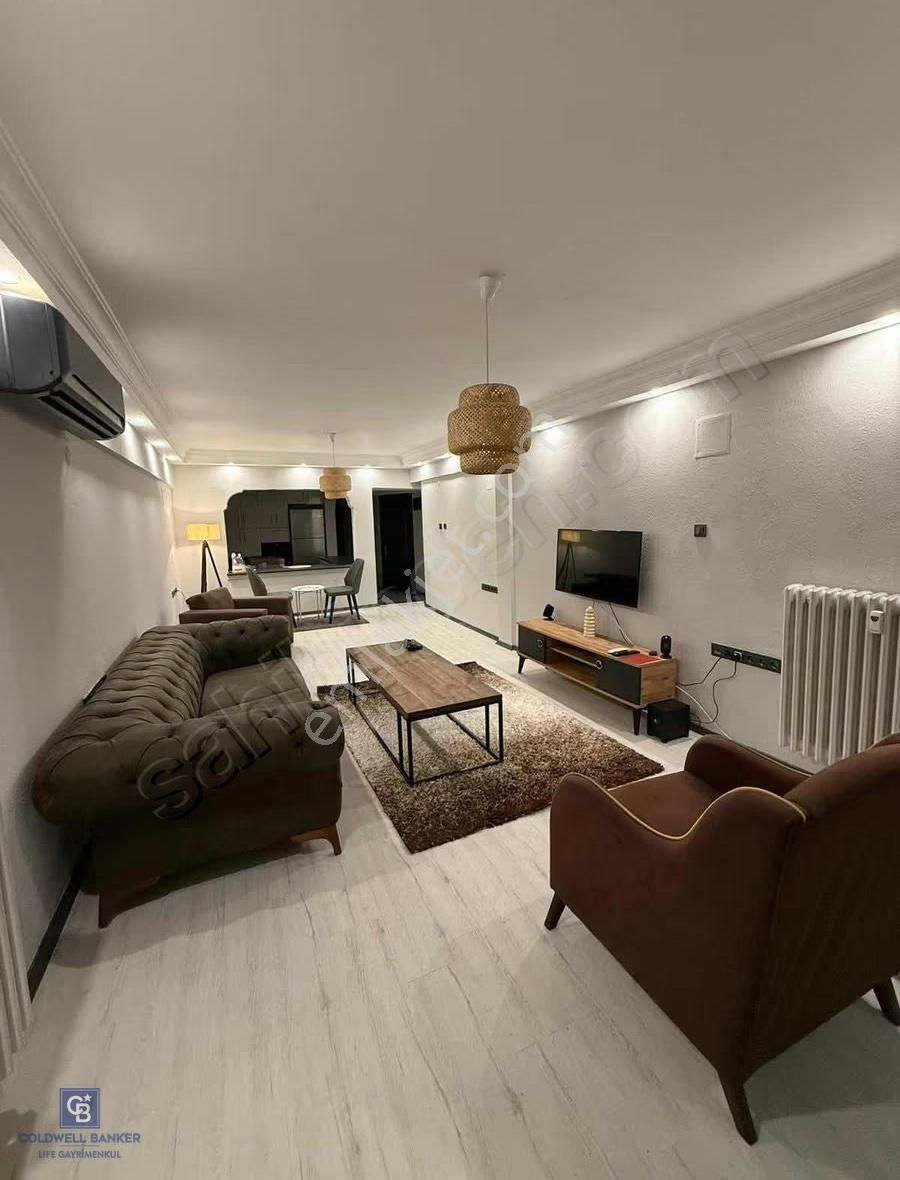 Küçükyalı'da Deniz Manzaralı Eşyalı Kiralık 3+1 Yalı Dairesi - Görsel 2