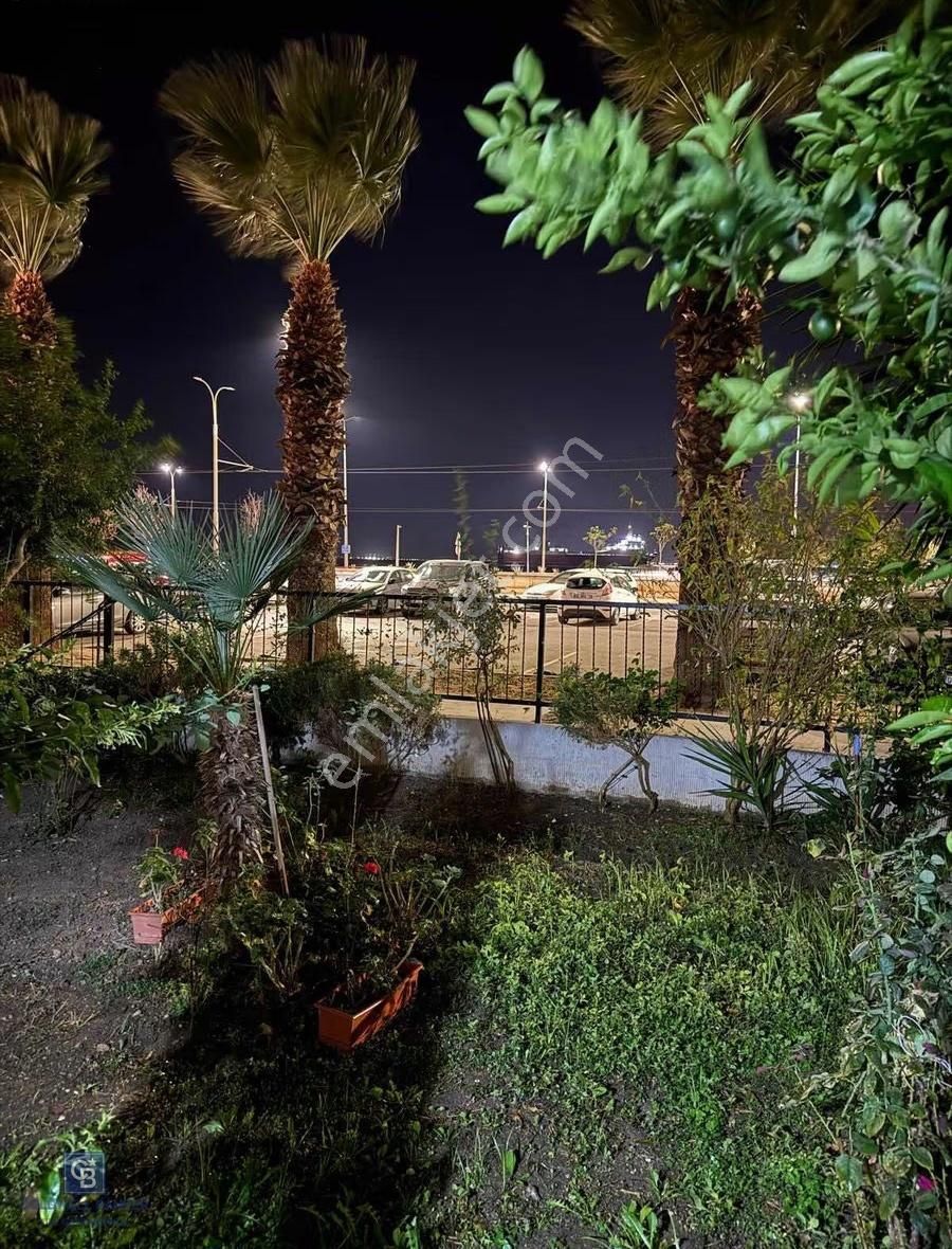 Küçükyalı'da Deniz Manzaralı Eşyalı Kiralık 3+1 Yalı Dairesi - Görsel 5