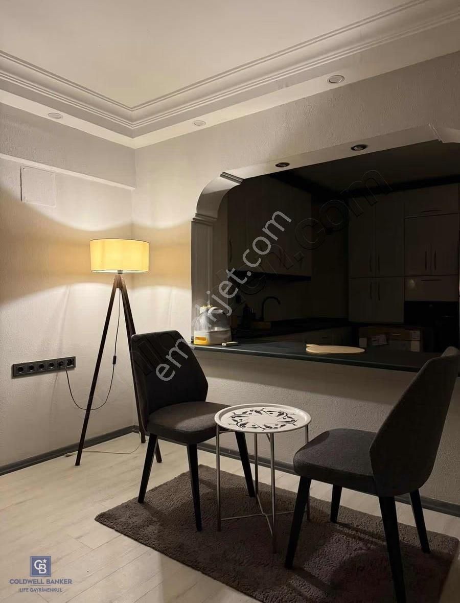 Küçükyalı'da Deniz Manzaralı Eşyalı Kiralık 3+1 Yalı Dairesi - Görsel 10