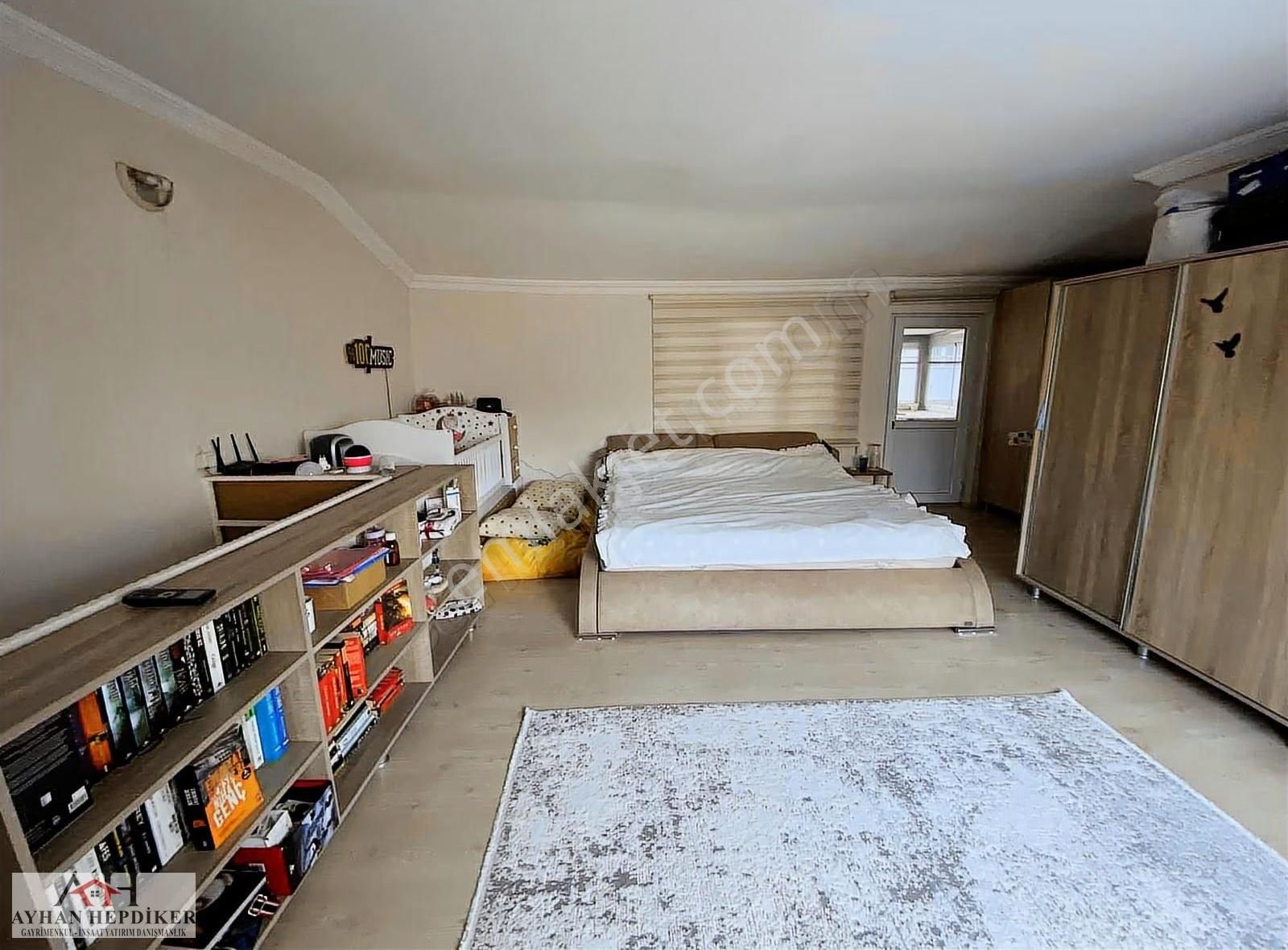 Erenler Dilmen Mahsllesinde Müstakil Baheli Dublex - Görsel 4