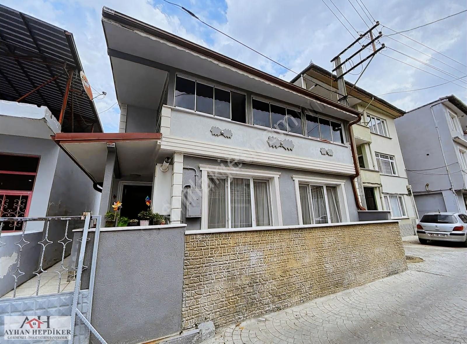 Erenler Dilmen Mahsllesinde Müstakil Baheli Dublex - Görsel 6