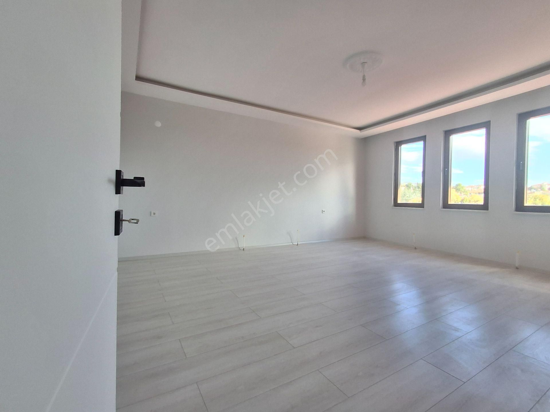 Klass Emlaktan Naccar Mahallesinde Satılık Köşk - Görsel 8