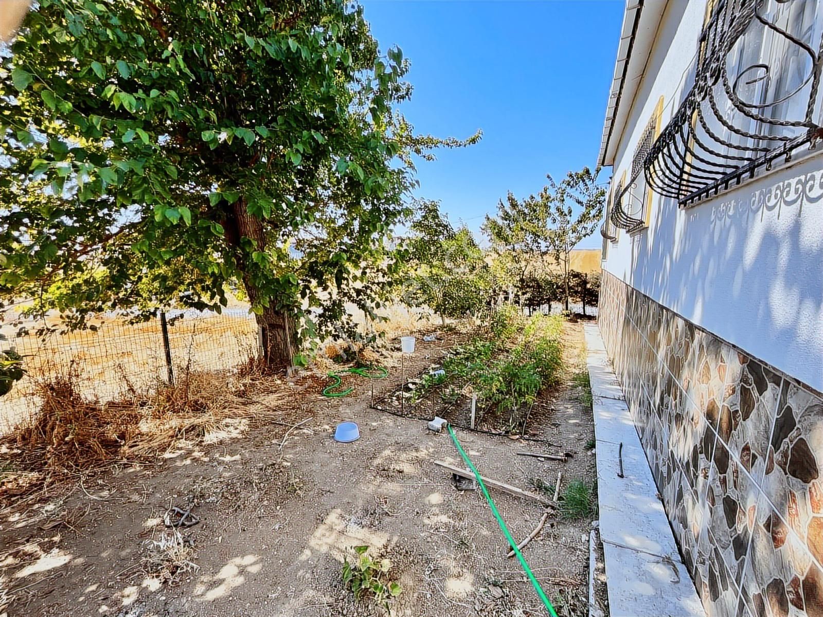 Kurulu Düzen Tek Katlı Deniz Manzaralı Köşe Parsel Villa - Görsel 12