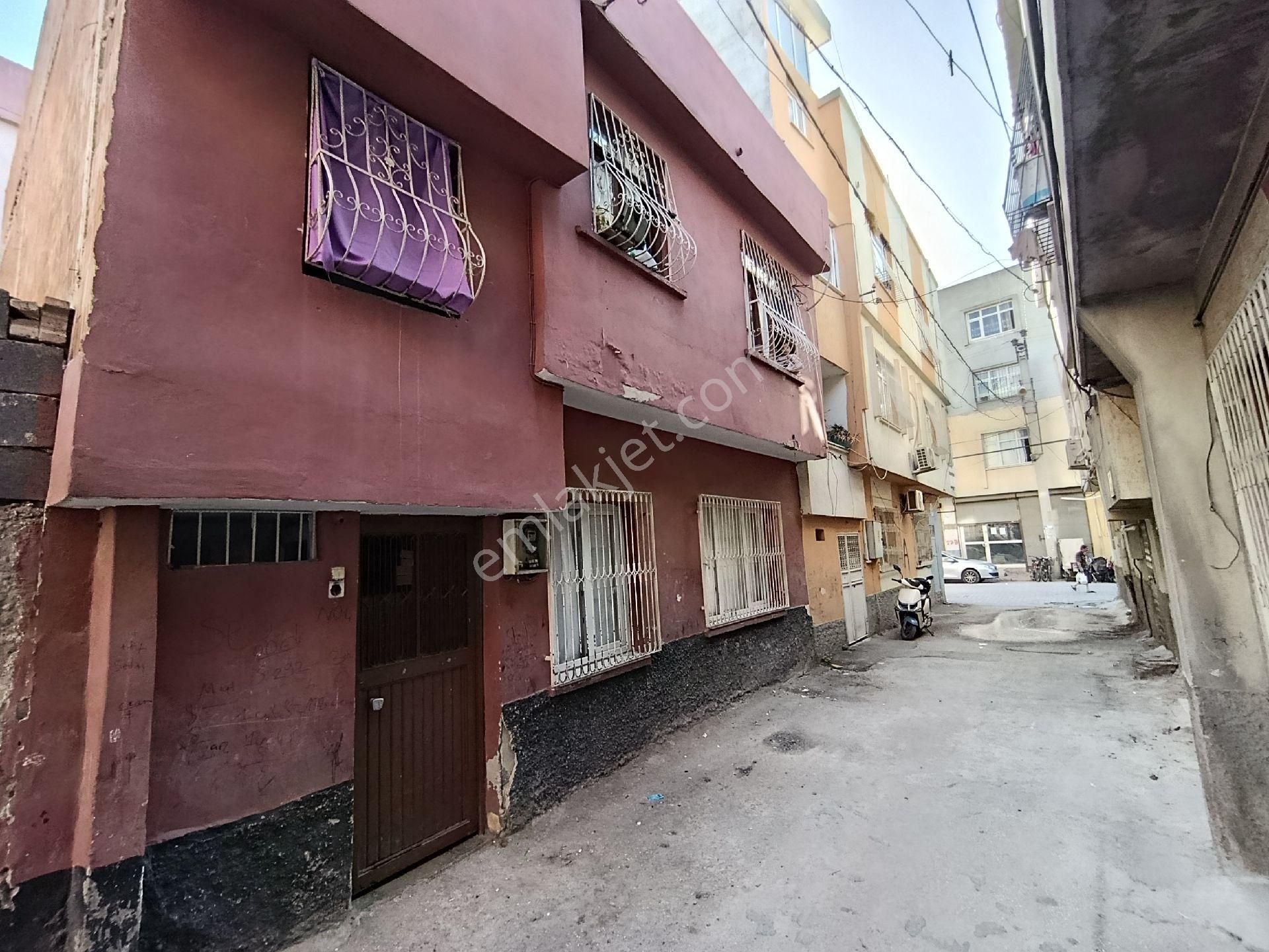 🏠 Gülpınar Mahallesi Salı Pazarı Civarında Komple Satılık 2 Katlı Müstakil Ev - Görsel 21