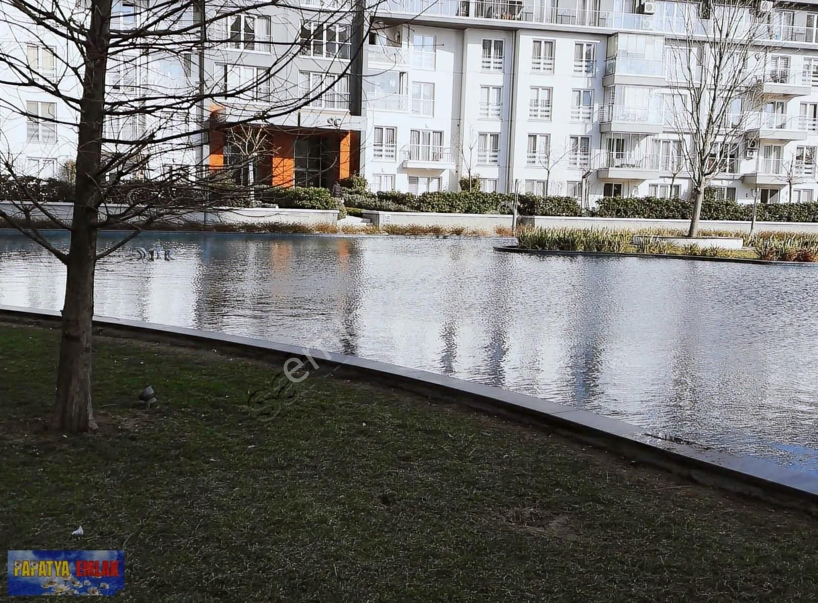 Tema İstanbul 1,de Satılık 1+1 75 M2 Balkonlu 3.kat Daire