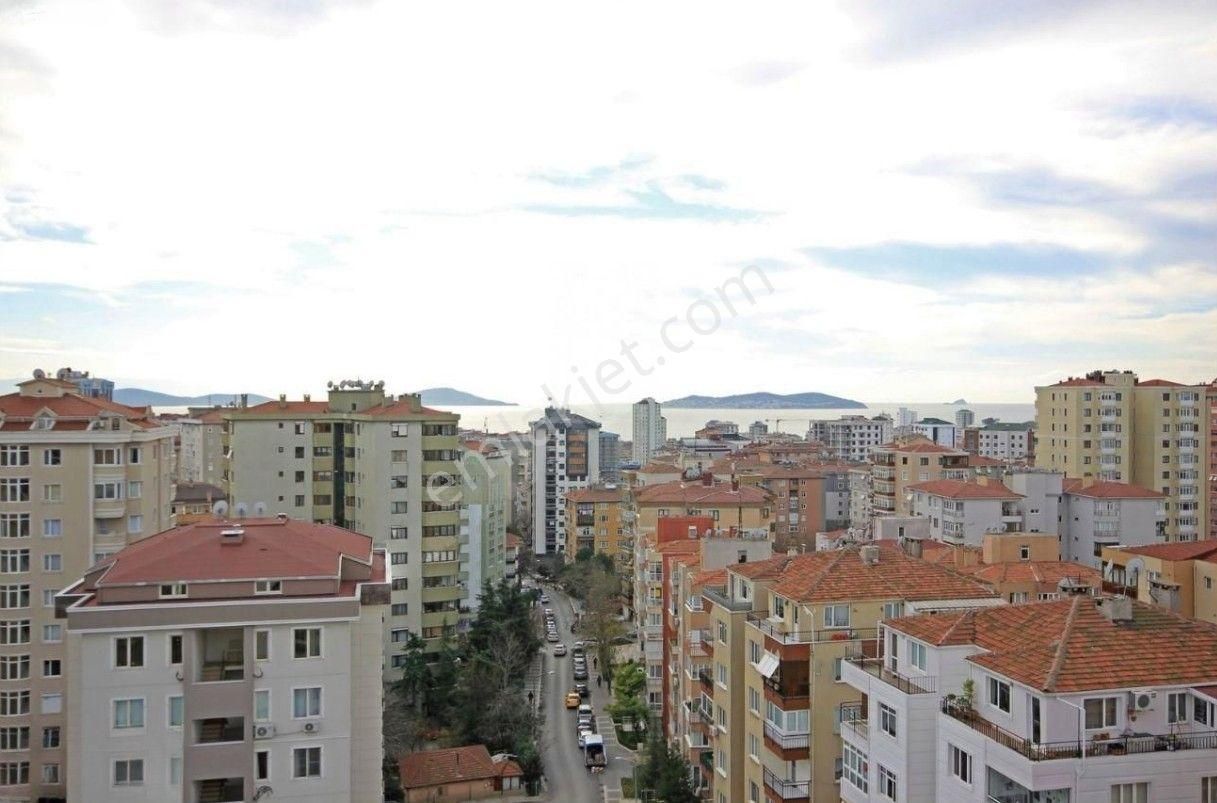 Adalar Denız Manzaralı Metroya 1 Dk 145m2 Balkonlu 3+1 Boş Daıre