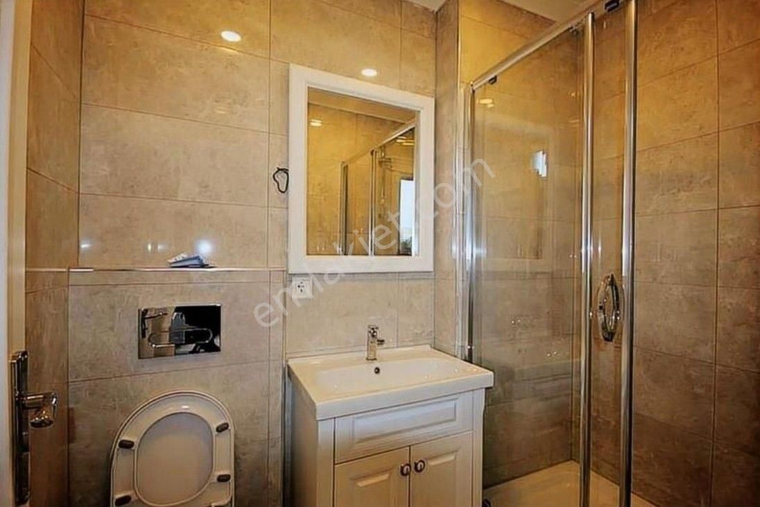 Adalar Denız Manzaralı Metroya 1 Dk 145m2 Balkonlu 3+1 Boş Daıre - Görsel 13