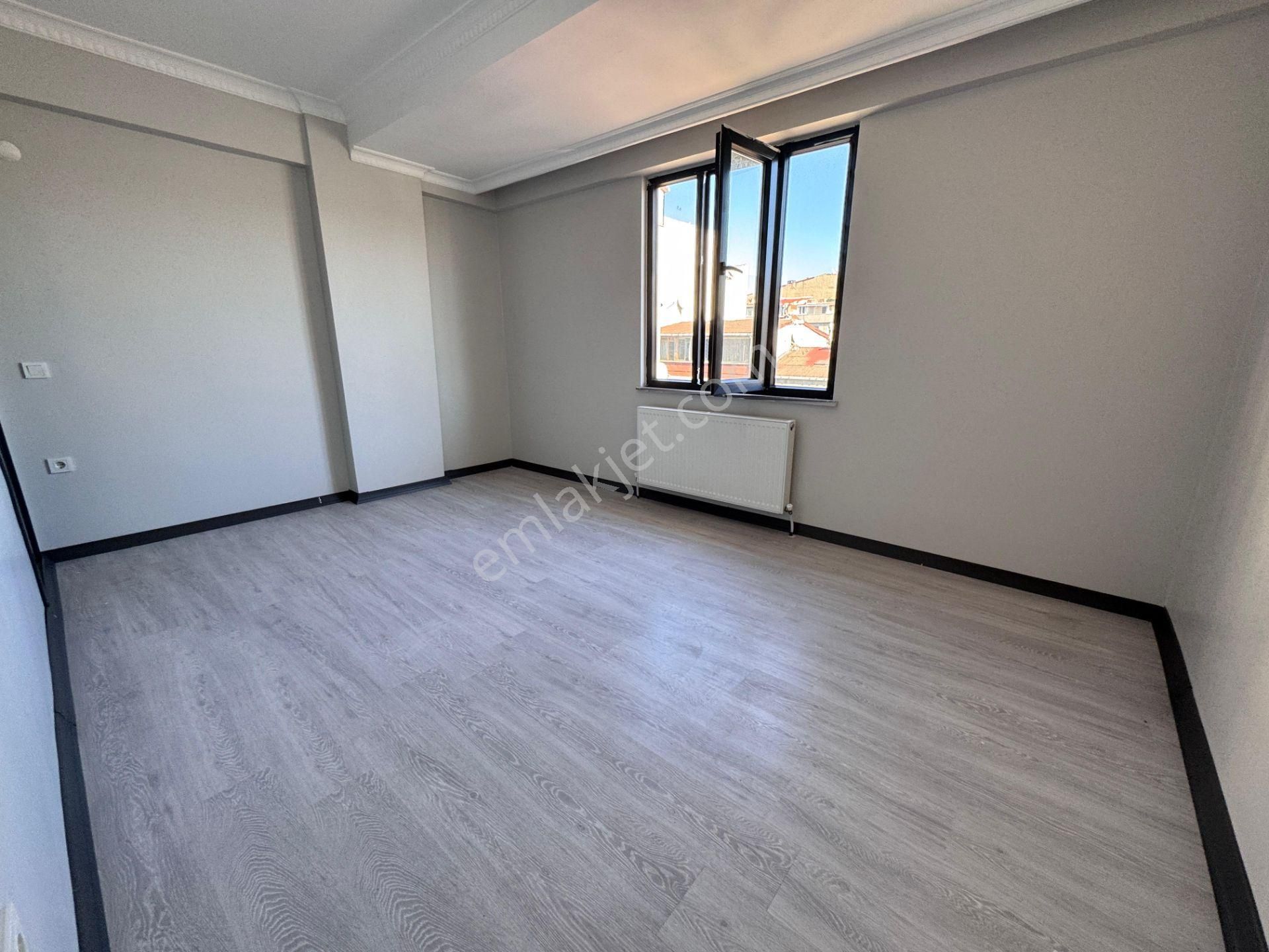 Lale Yapı'dan Cebeci Mah 2+1 100m² Haseki-belediyenin Dibinde Sıfır Ebeveyn Banyolu Ara Kat Daire - Görsel 10