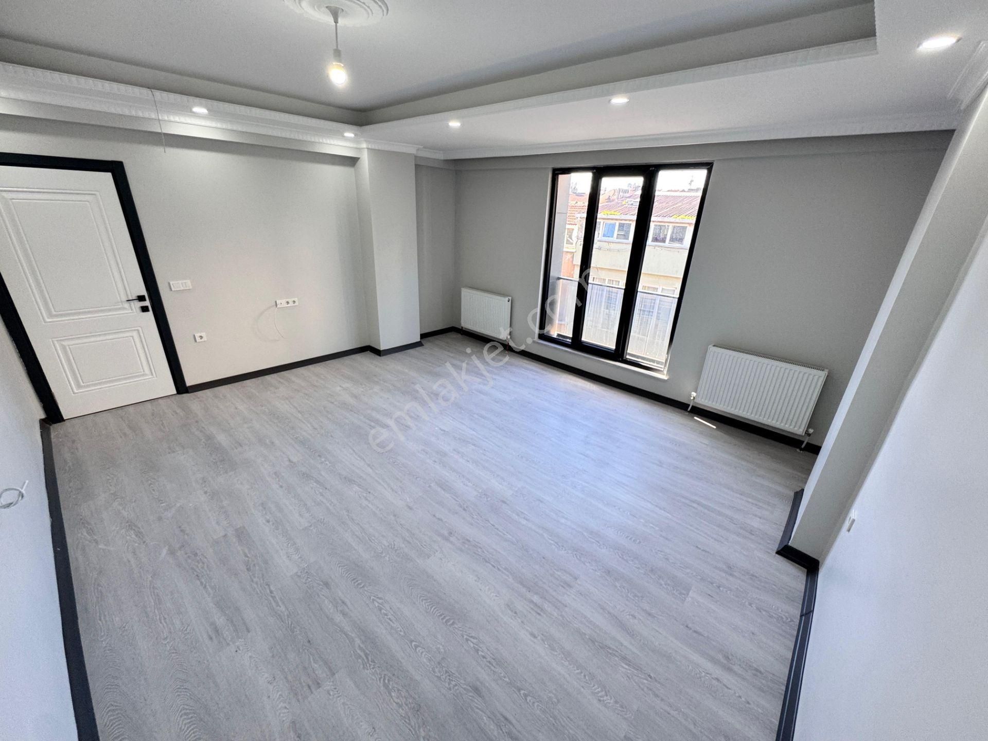 Lale Yapı'dan Cebeci Mah 2+1 100m² Haseki-belediyenin Dibinde Sıfır Ebeveyn Banyolu Ara Kat Daire - Görsel 6