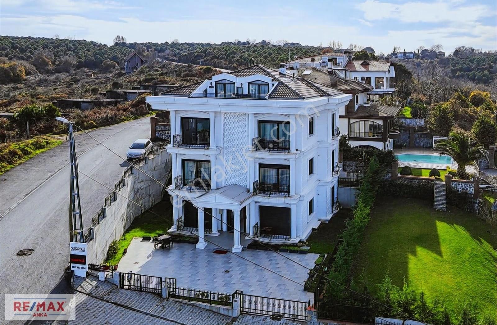 Sadece Mükemmel!!! Şile'de Deniz Manzaralı 10+3 Satılık Villa - Görsel 33