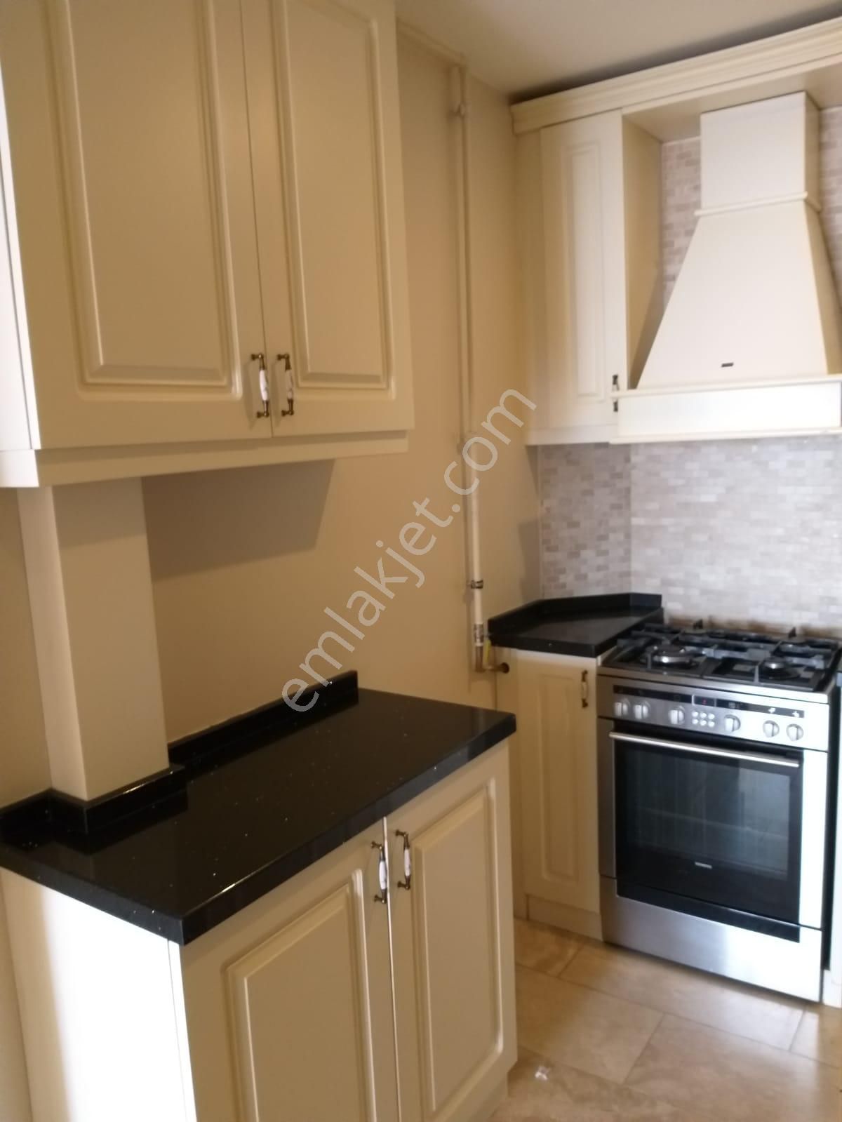 Ataköy 5.kısım'da A1/1 Blokda 110m2 Boş 3+1 Satılık Daire - Görsel 5