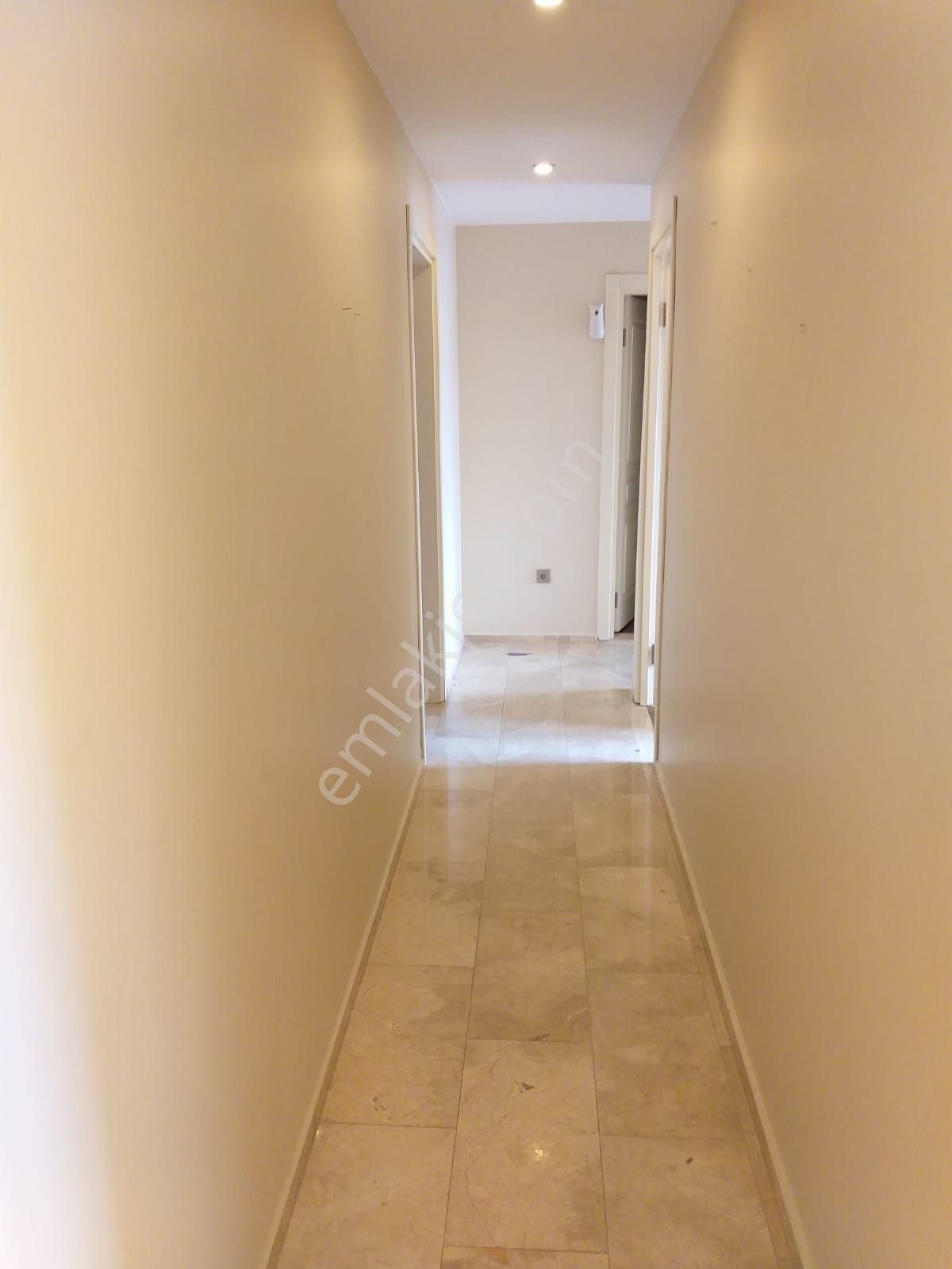 Ataköy 5.kısım'da A1/1 Blokda 110m2 Boş 3+1 Satılık Daire - Görsel 11