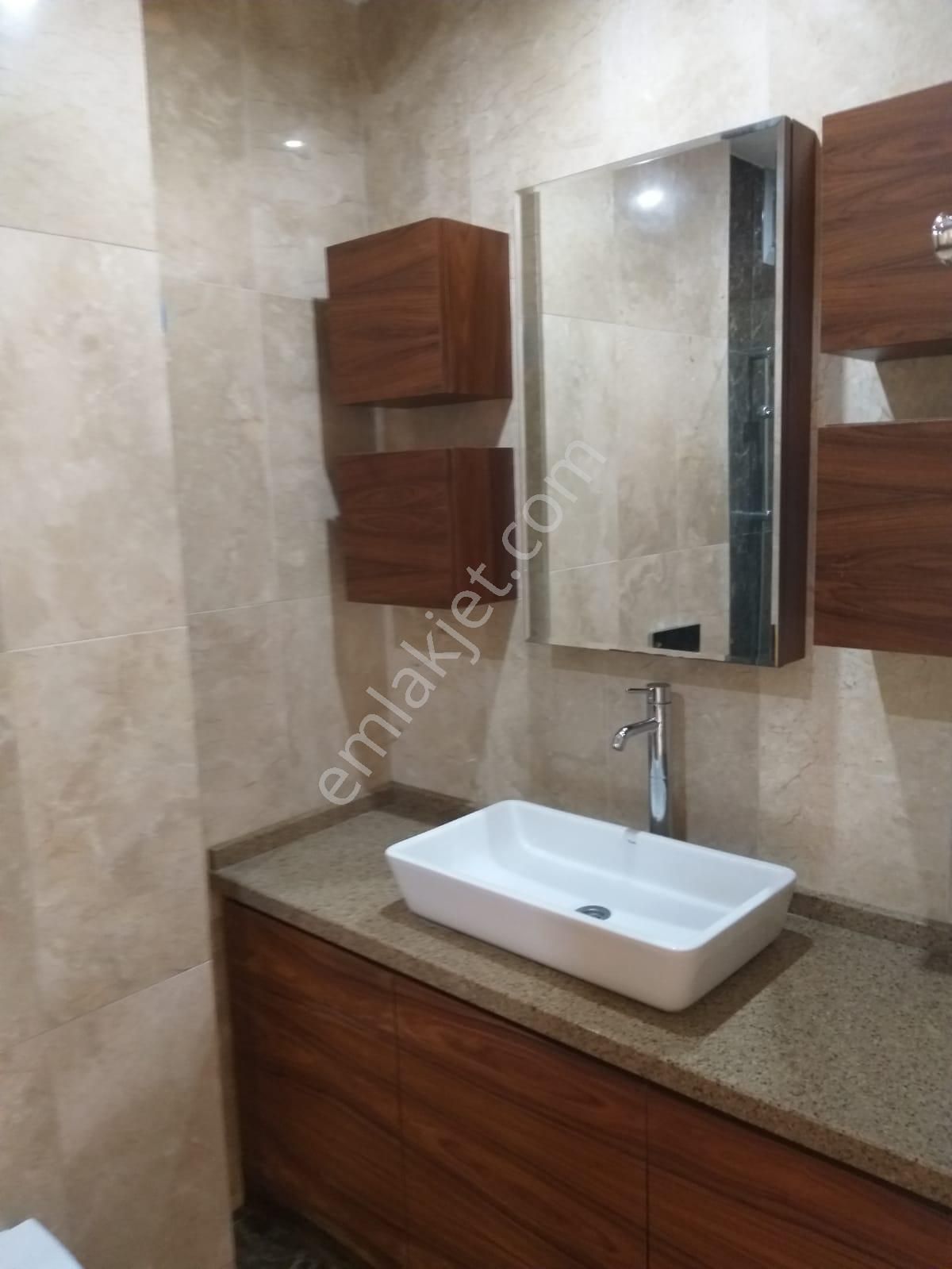 Ataköy 5.kısım'da A1/1 Blokda 110m2 Boş 3+1 Satılık Daire - Görsel 18