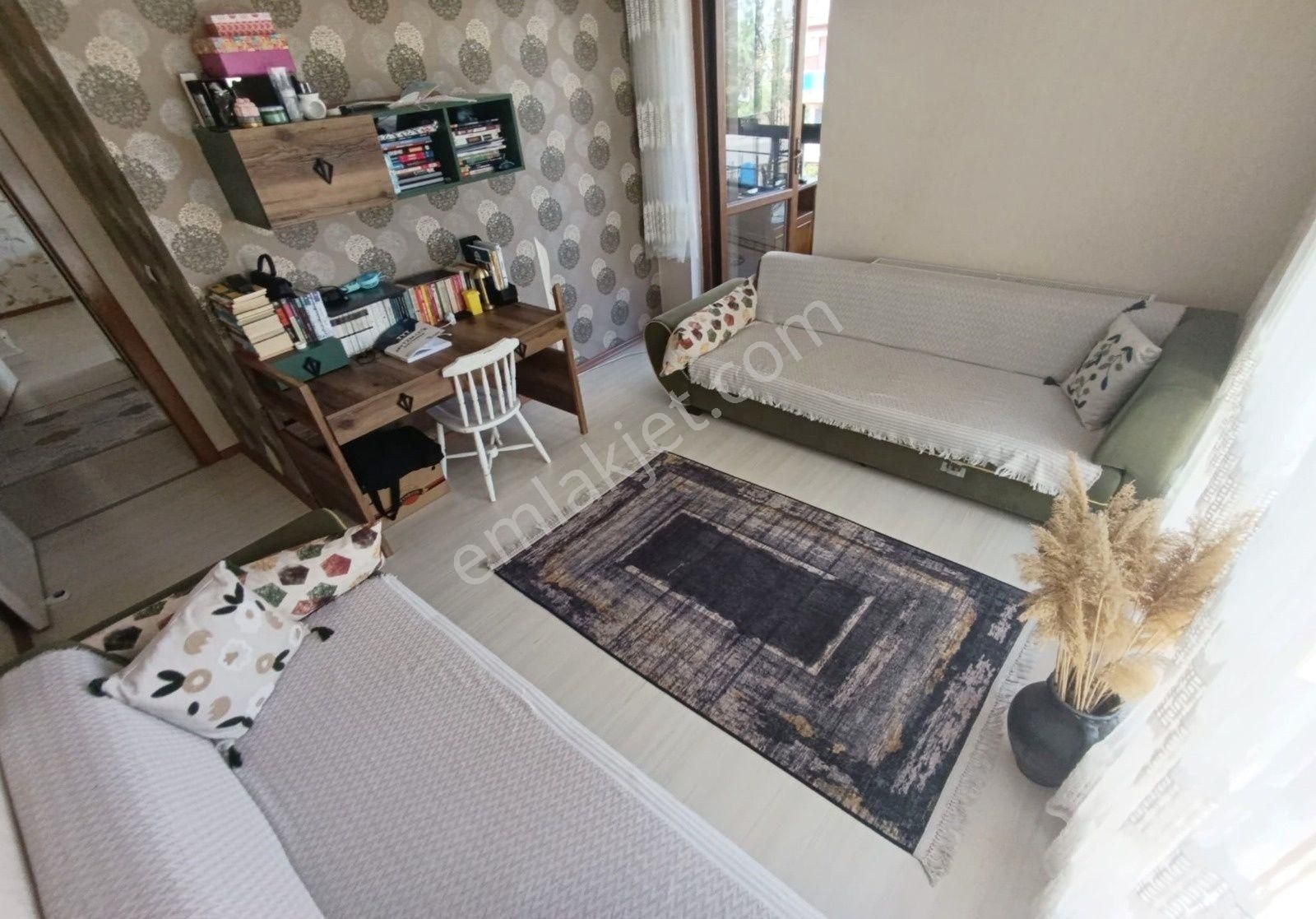 Kanuni'de Park Manzaralı Sıfıra Yakın Yapısı Ve Geniş Mutfağıyla Harika Bir Yapı ! - Görsel 23