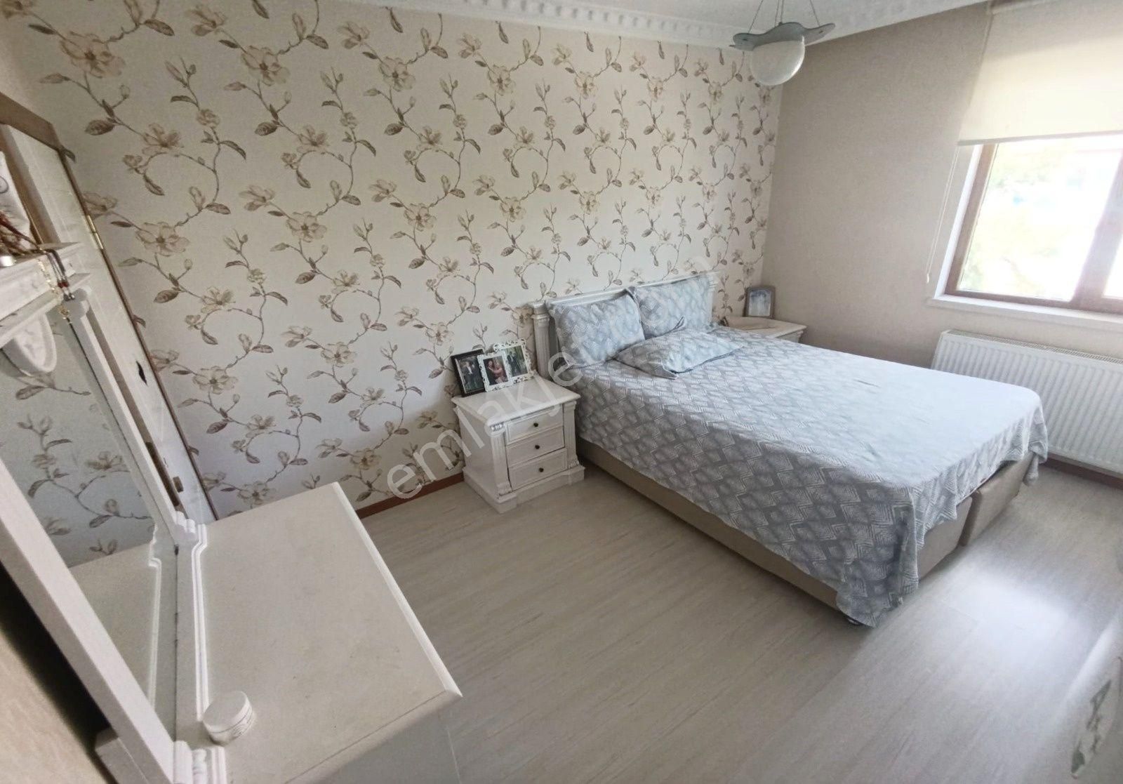 Kanuni'de Park Manzaralı Sıfıra Yakın Yapısı Ve Geniş Mutfağıyla Harika Bir Yapı ! - Görsel 22
