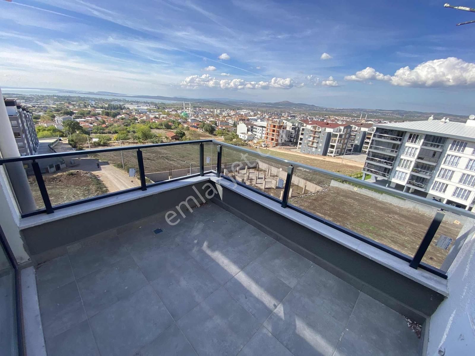 Akçalarda Fsm İnşattan 3+1 Dubleks Manzaralı Daire - Görsel 5