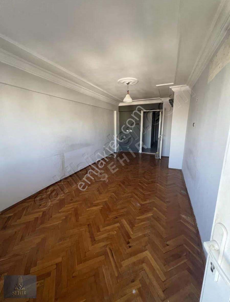 **şehir'den Fırsat İlanı**1+1 Fiyatına 2+1 Süper Konum Daire - Görsel 2